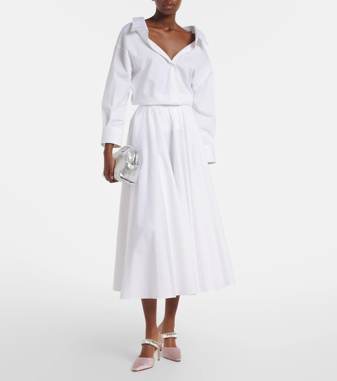 Manolo Blahnik - Zumbon embellished satin mules