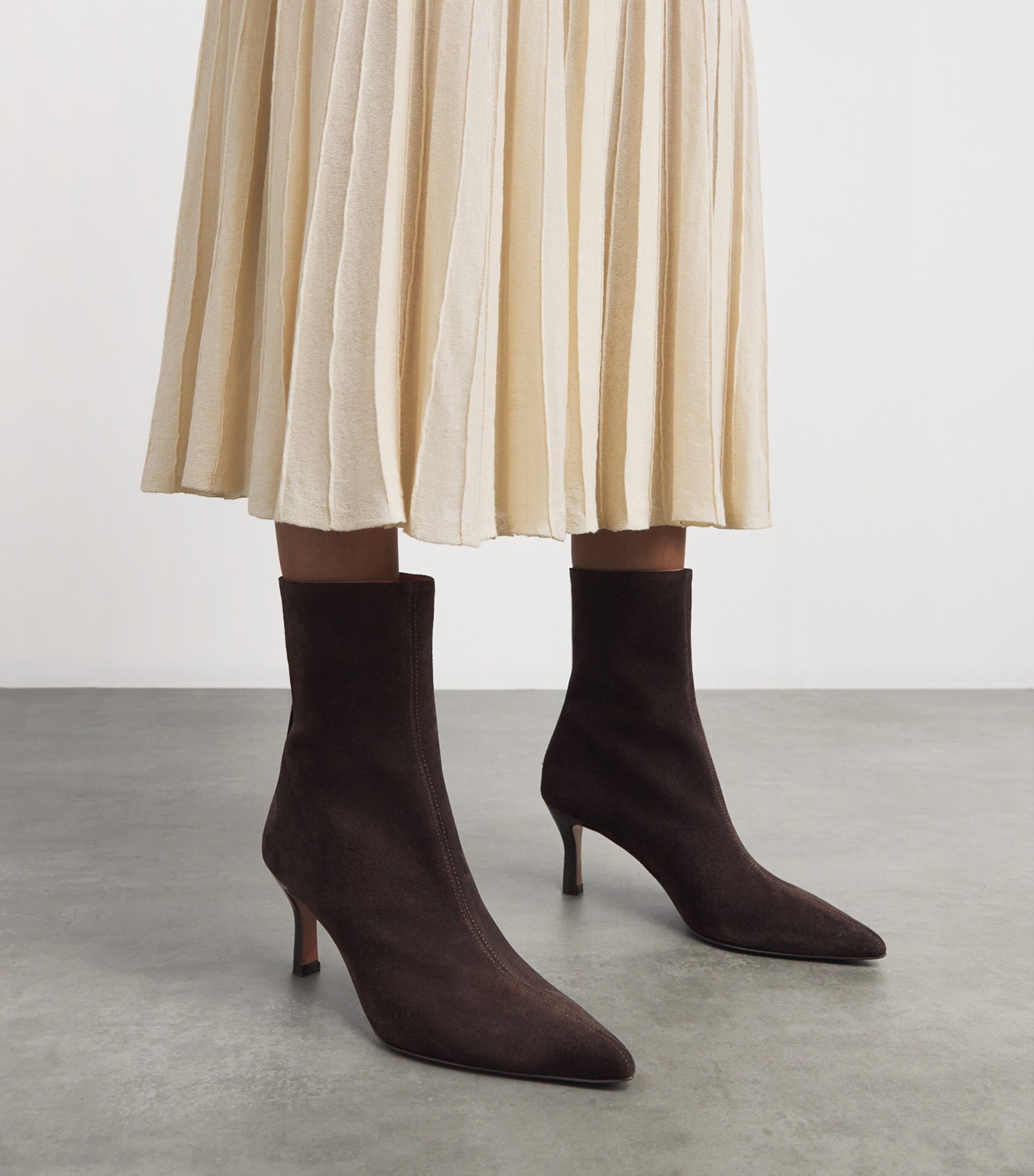 Maje Brown Suede Ankle Boots 75