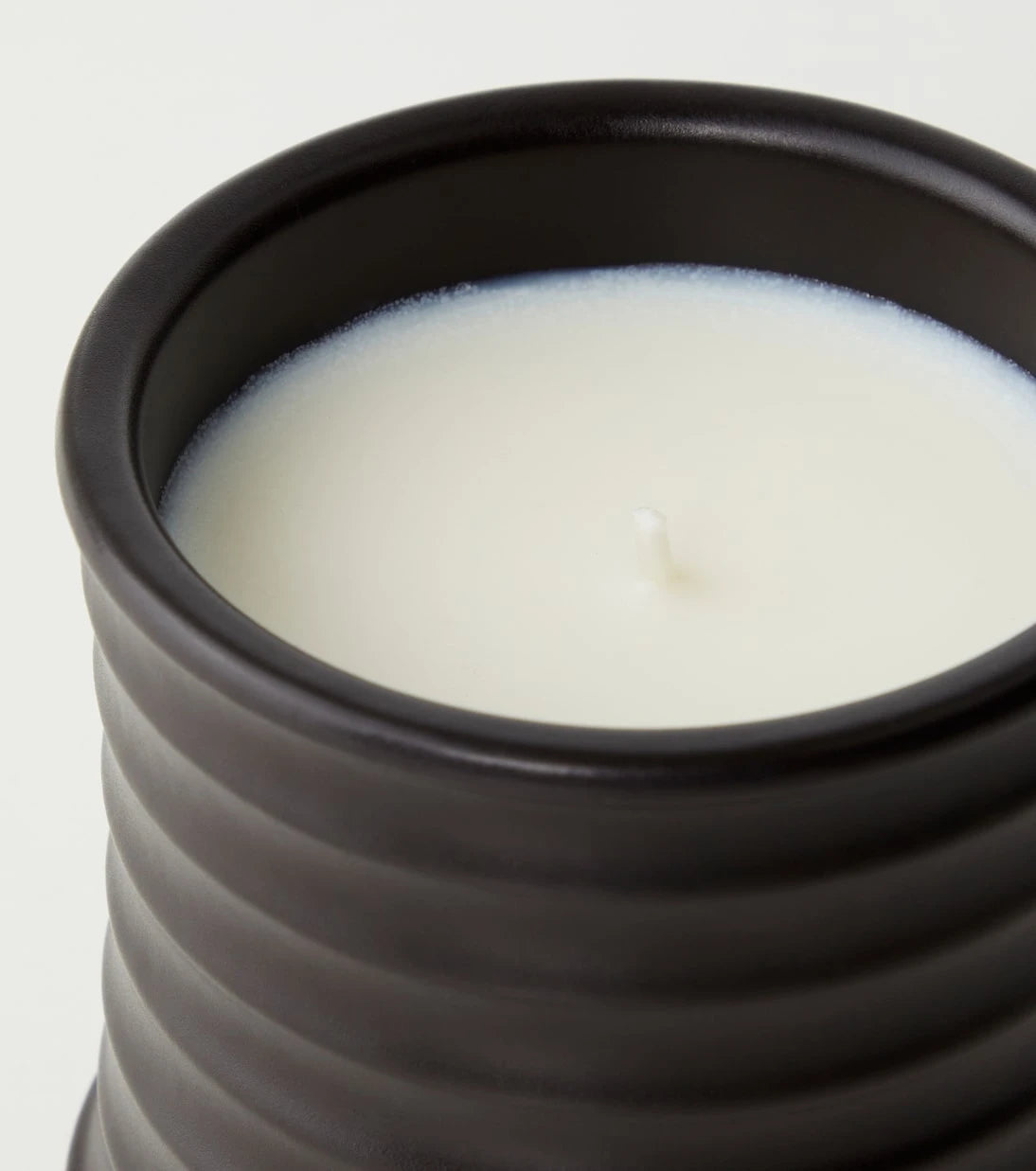 Loewe Home Scents - Small palo santo scented candle