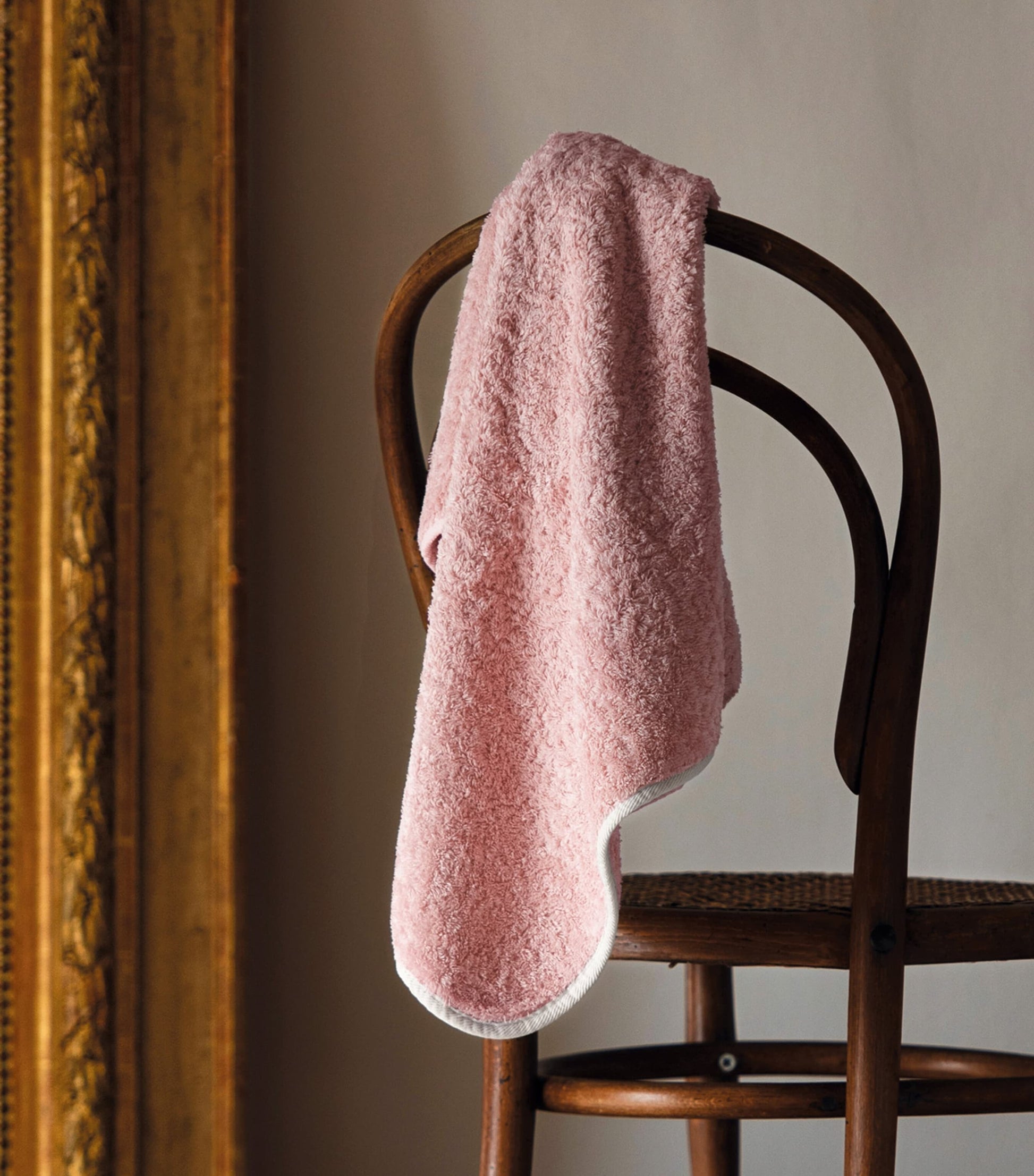 Pearls Bath Towel (70cm x 140cm)