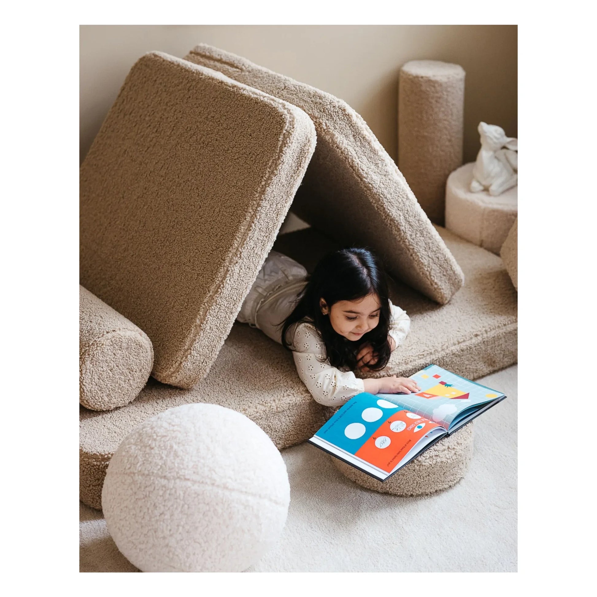 Wigiwama - Modular teddy sofa | Beige