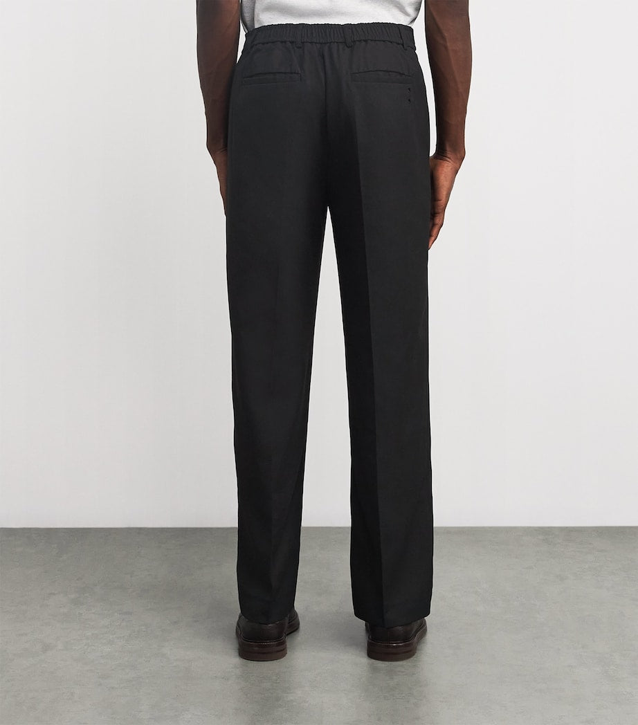 Everyday Wide-Leg Pleated Trousers