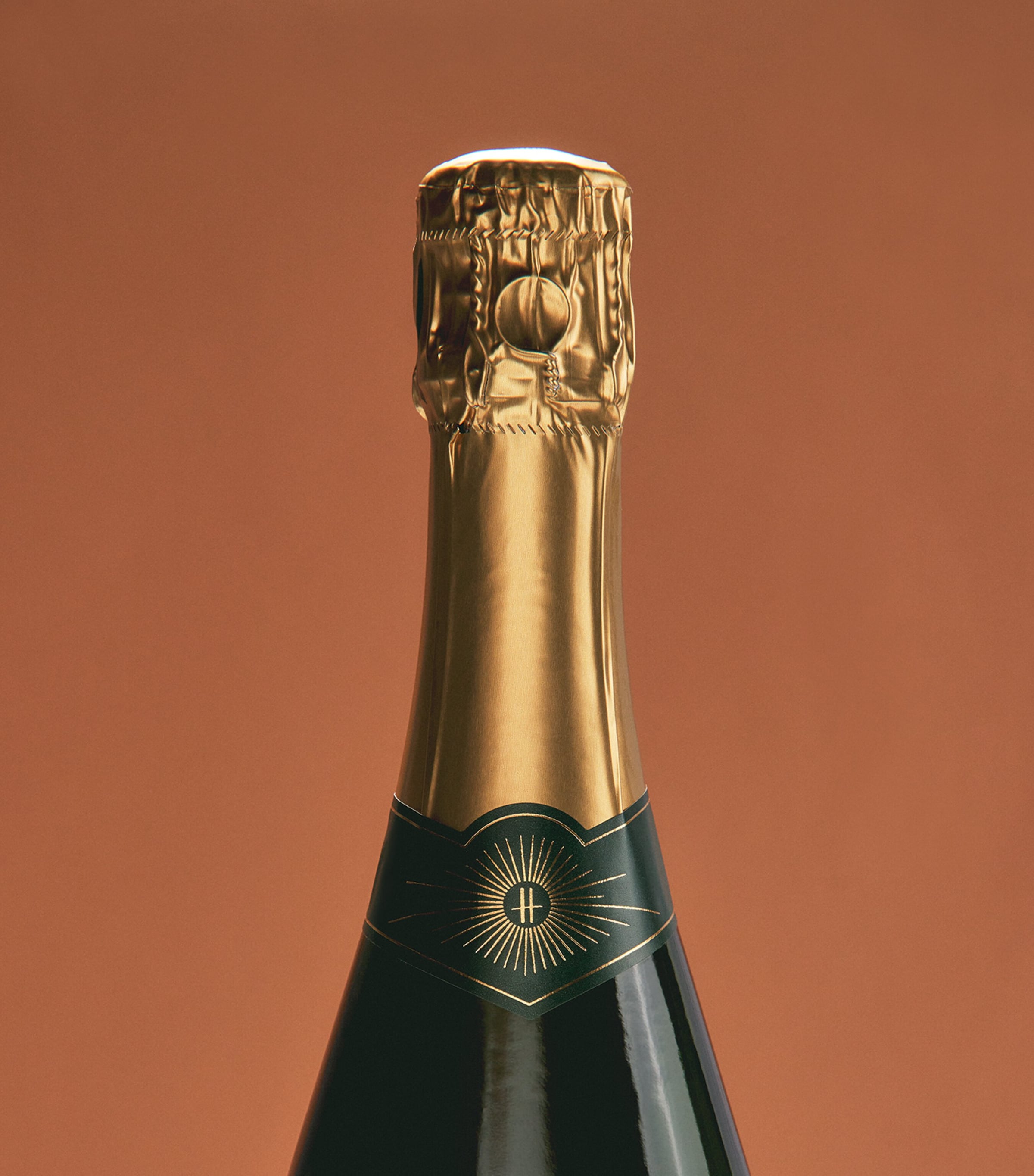 The Champagne and Port Gift Box