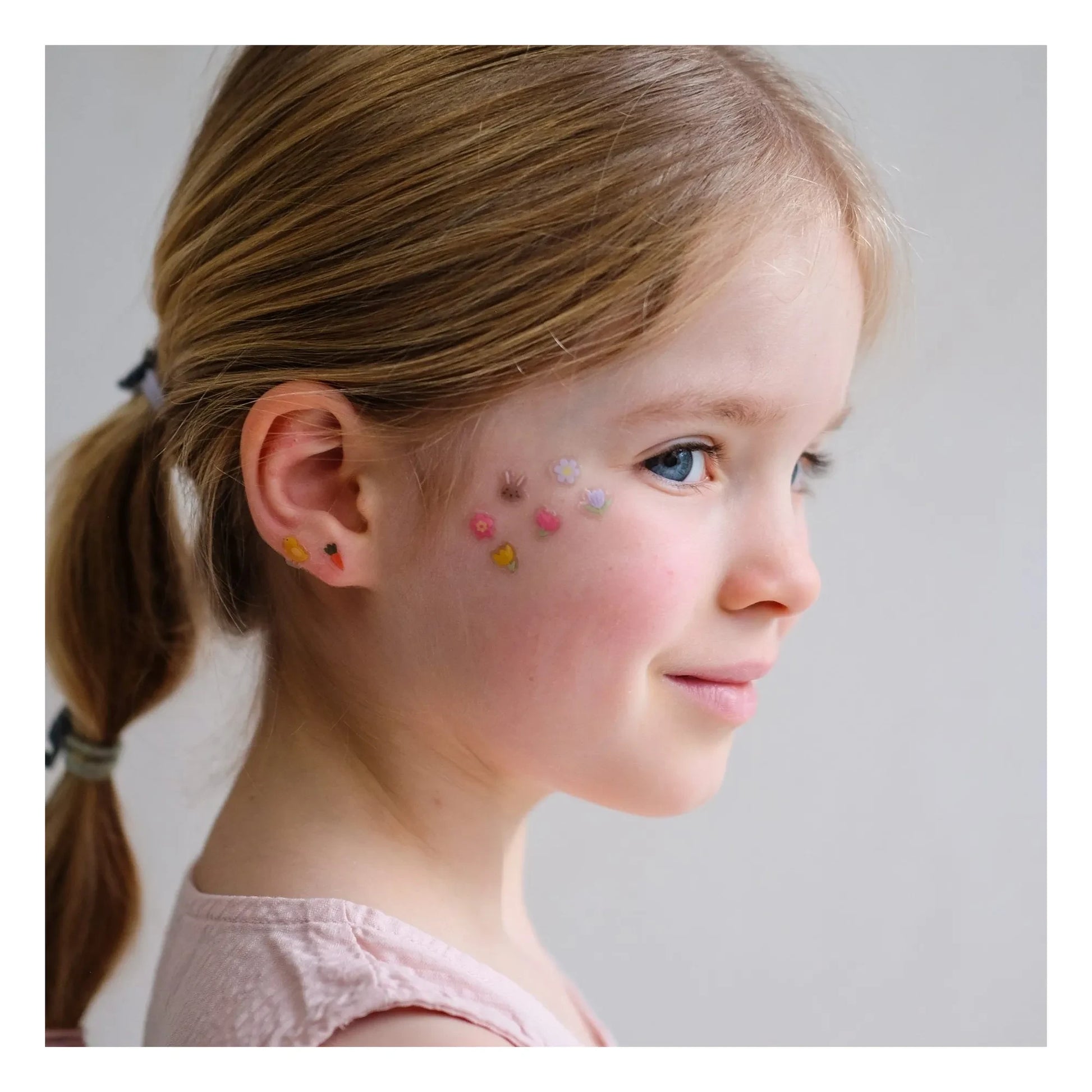 Mimi & Lula - Easter self-adhesive earrings | Yellow