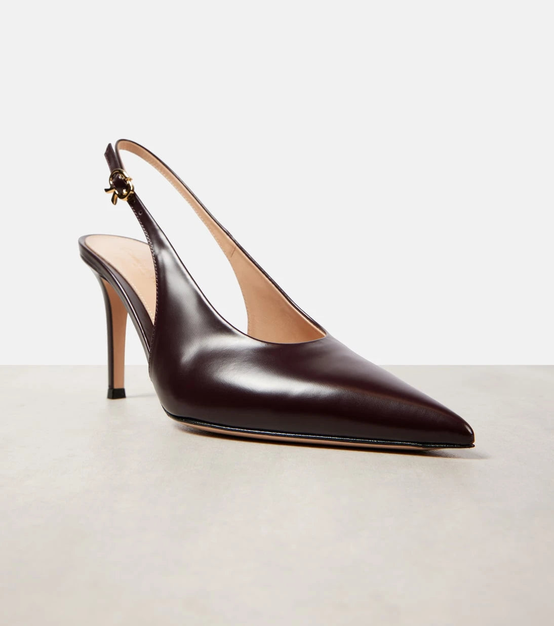 Gianvito Rossi - Robbie 85 patent leather slingback pumps