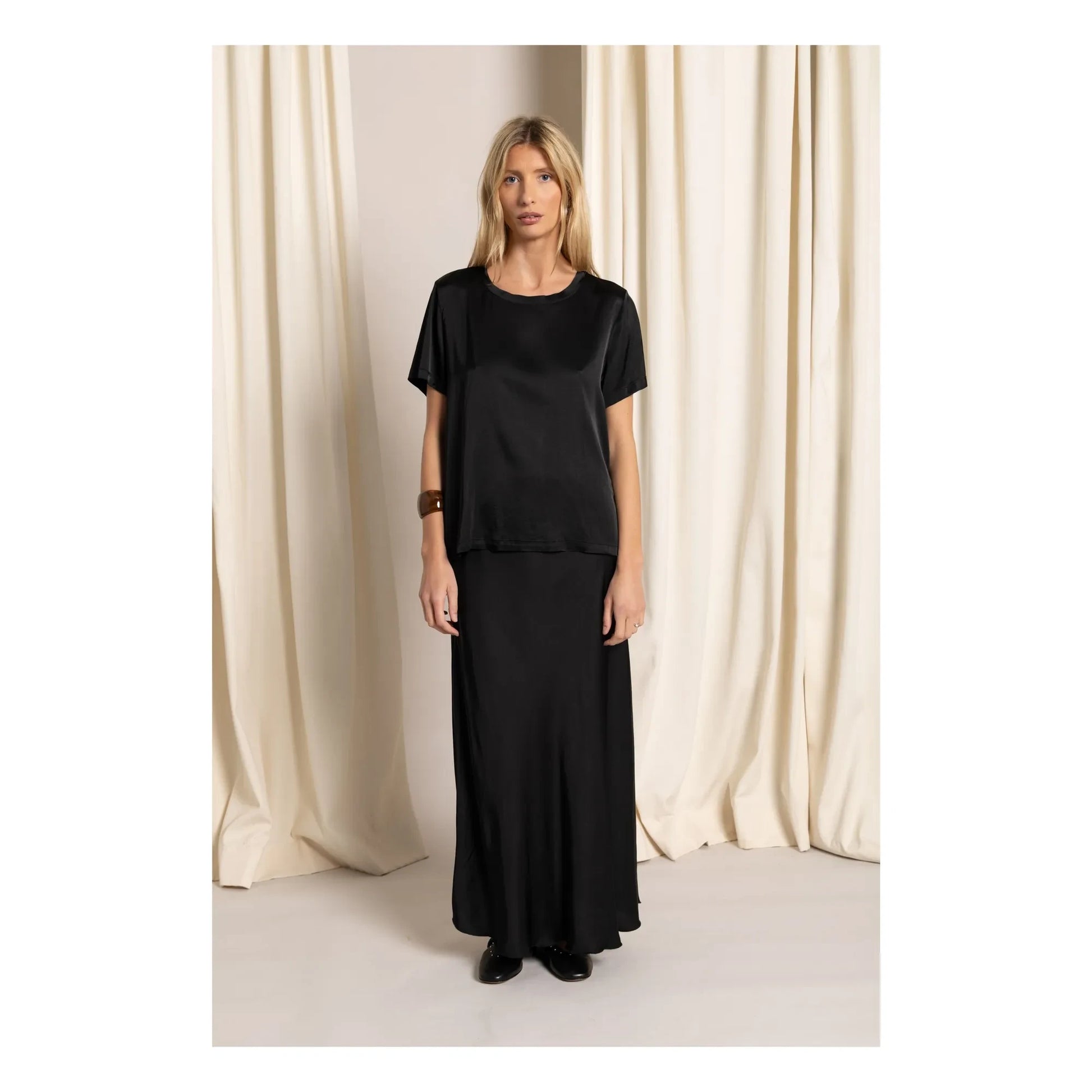 Smallable Woman - Selena T-shirt | Black