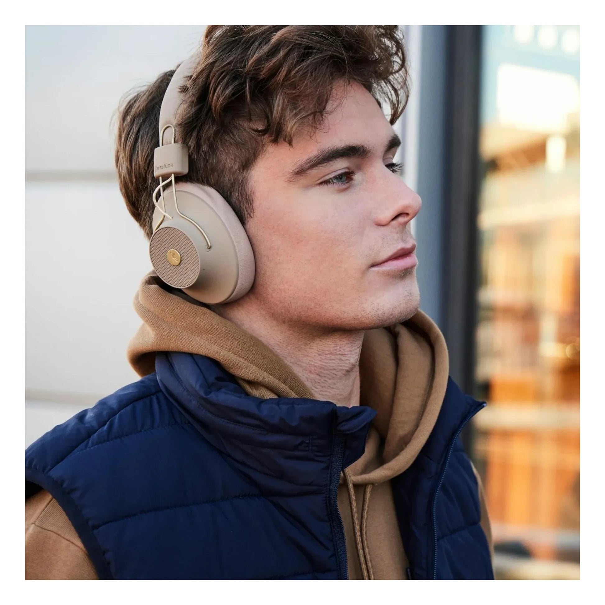 Kreafunk - aBEAT Qi Bluetooth headset | Sand