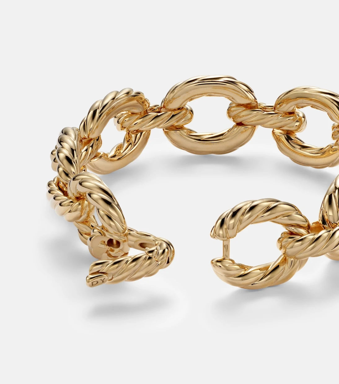 David Yurman - سوار كابل منحوت من الذهب عيار 18 قيراطًا