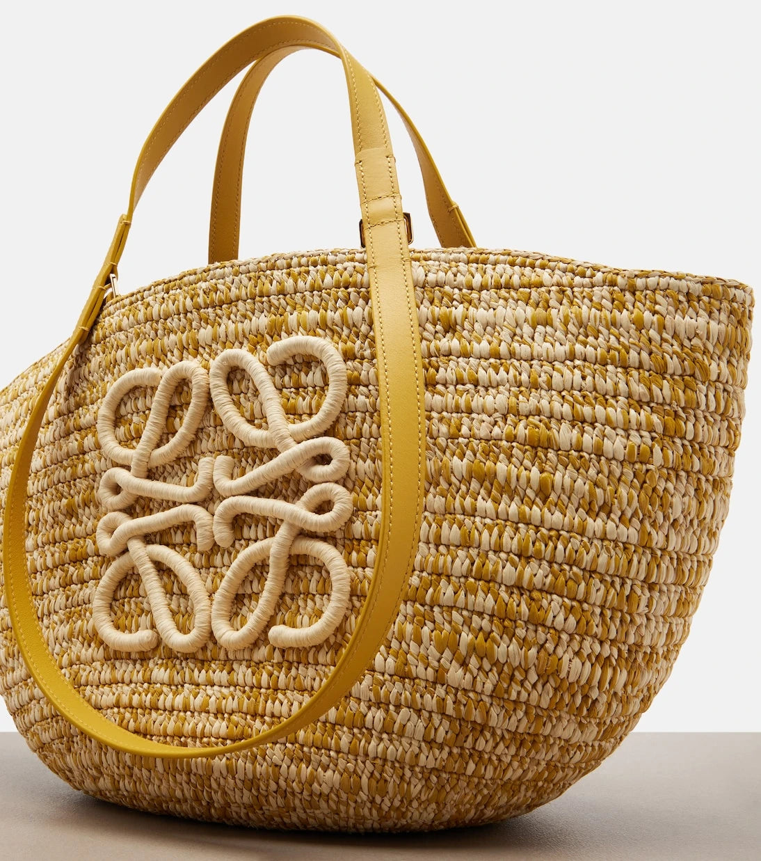 Loewe - Paula's Ibiza Eclipse Medium raffia basket bag