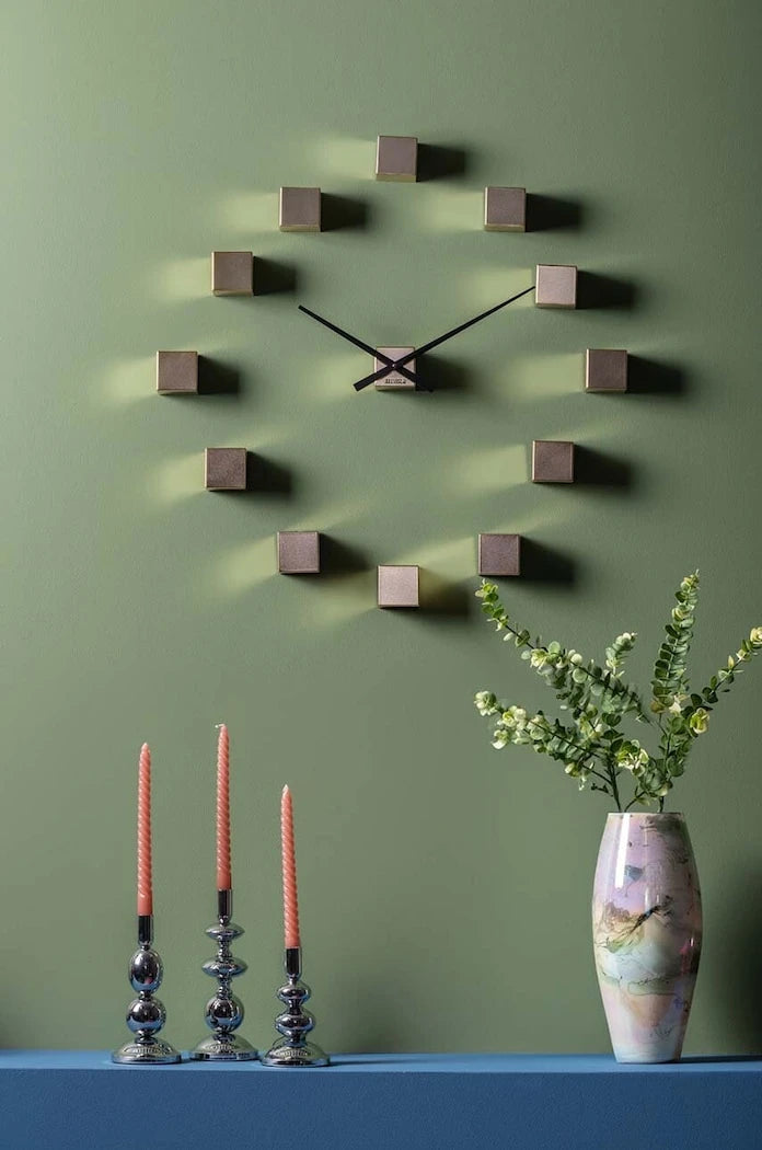 Стенен часовник Karlsson DIY Cubic Metallic