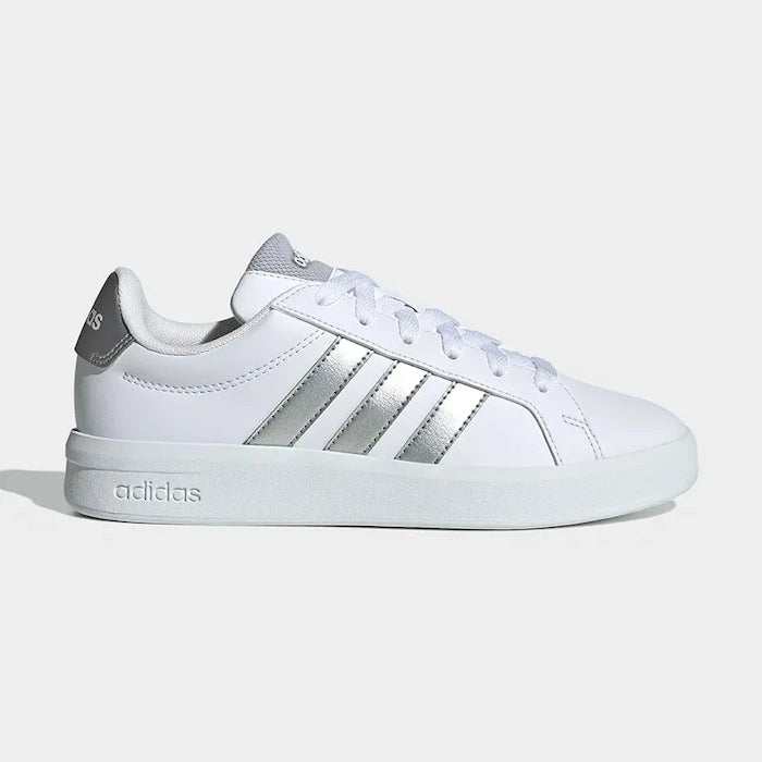 Детски маратонки adidas GRAND COURT 3.0