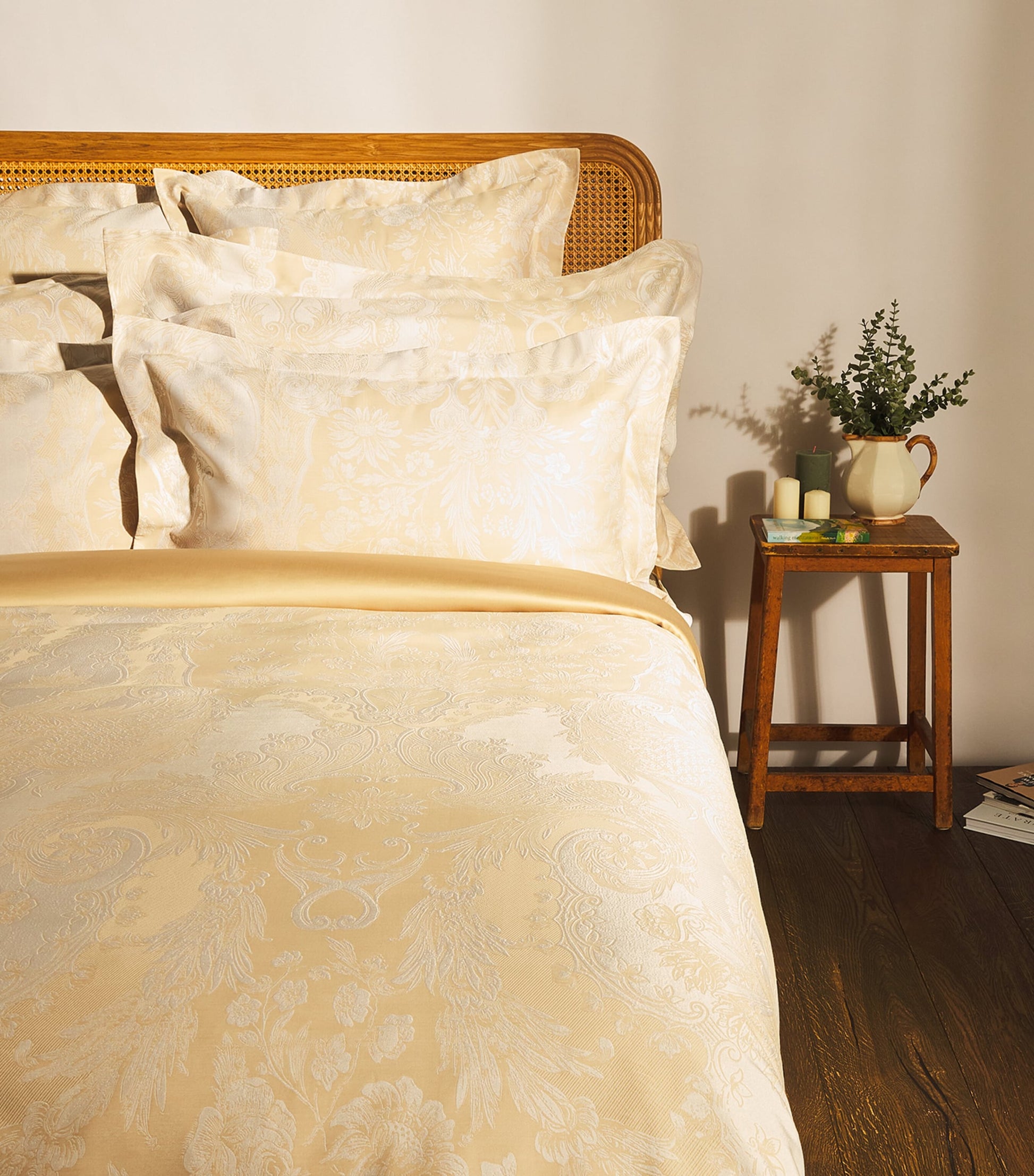 Cotton-Silk Pompadour King Duvet Cover (230cm x 220cm)