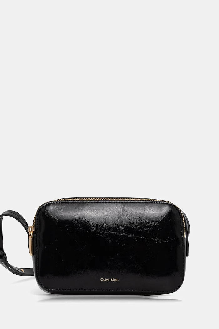 Calvin Klein kadın crossbody çanta