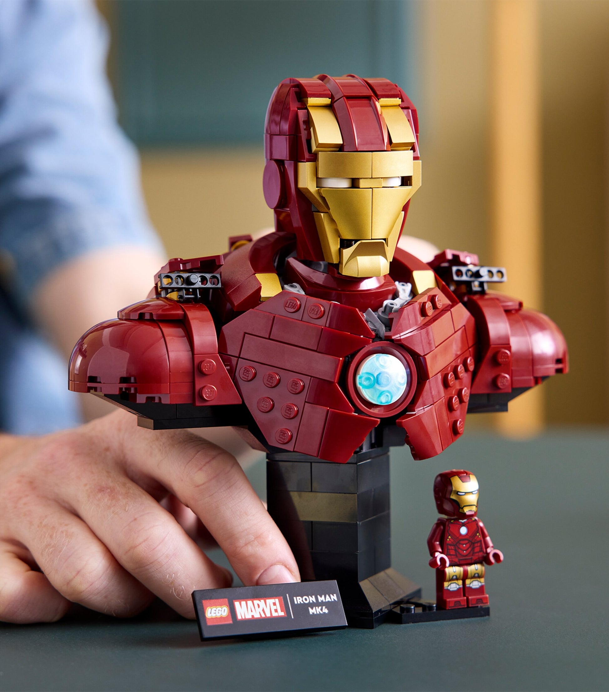 Marvel Iron Man MK4 Bust 76327