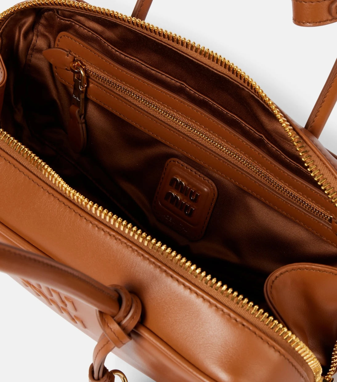 Miu Miu - Beau logo embossed leather tote bag