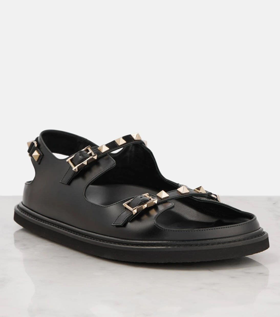 Valentino Garavani - Rockstud leather flat sandals