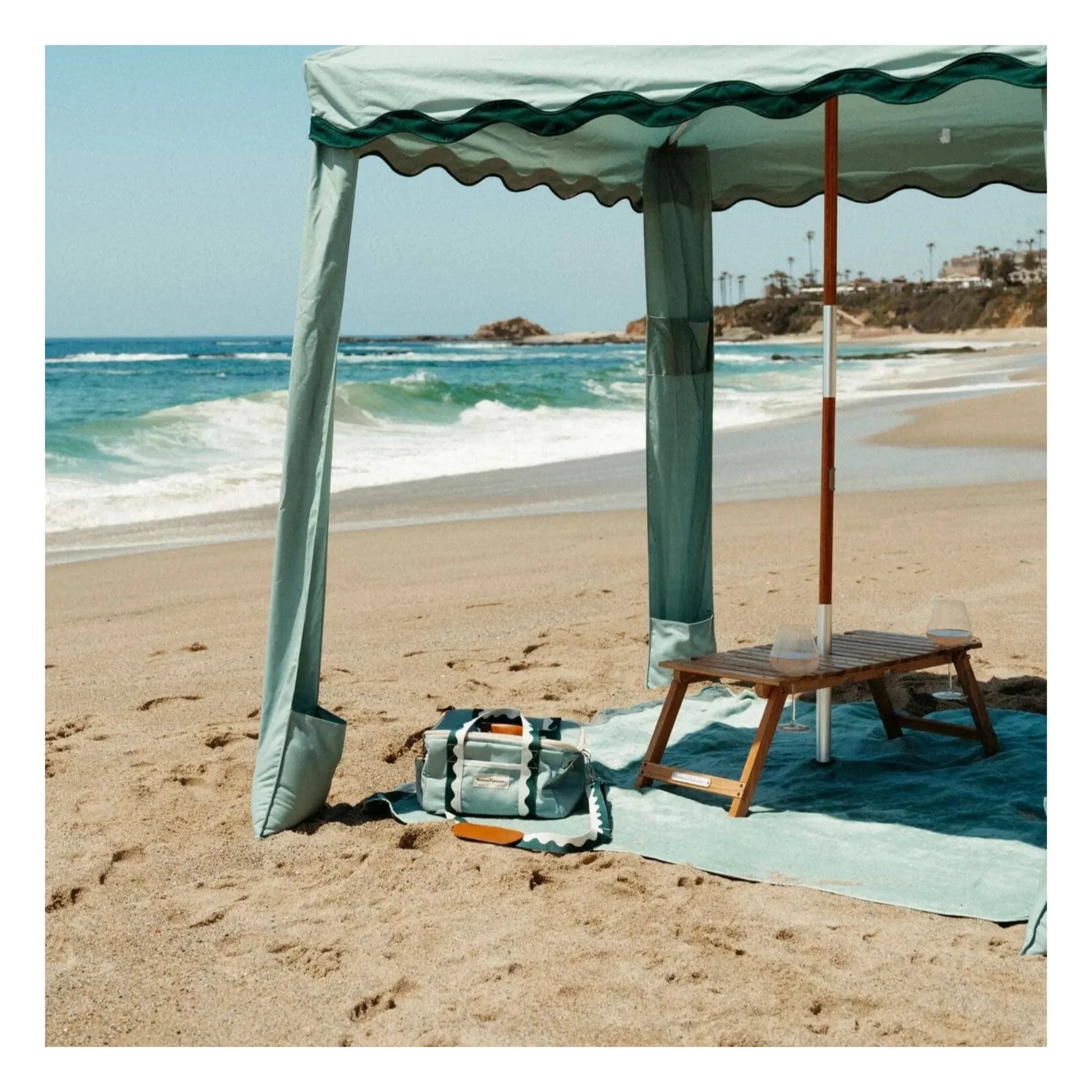 Business & Pleasure Co. - Beach towel with hole | Green