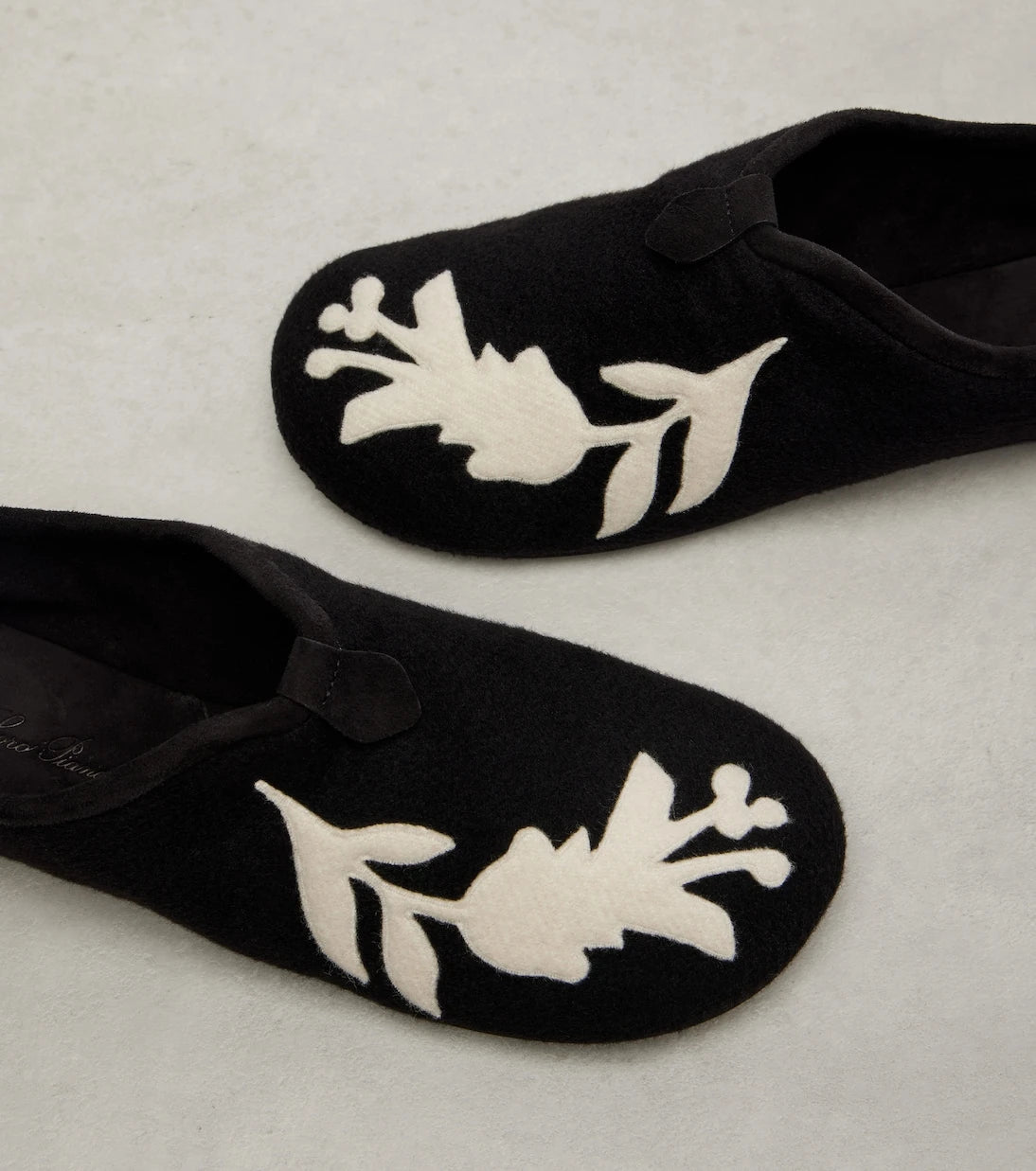 Loro Piana - Floaty embroidered flats