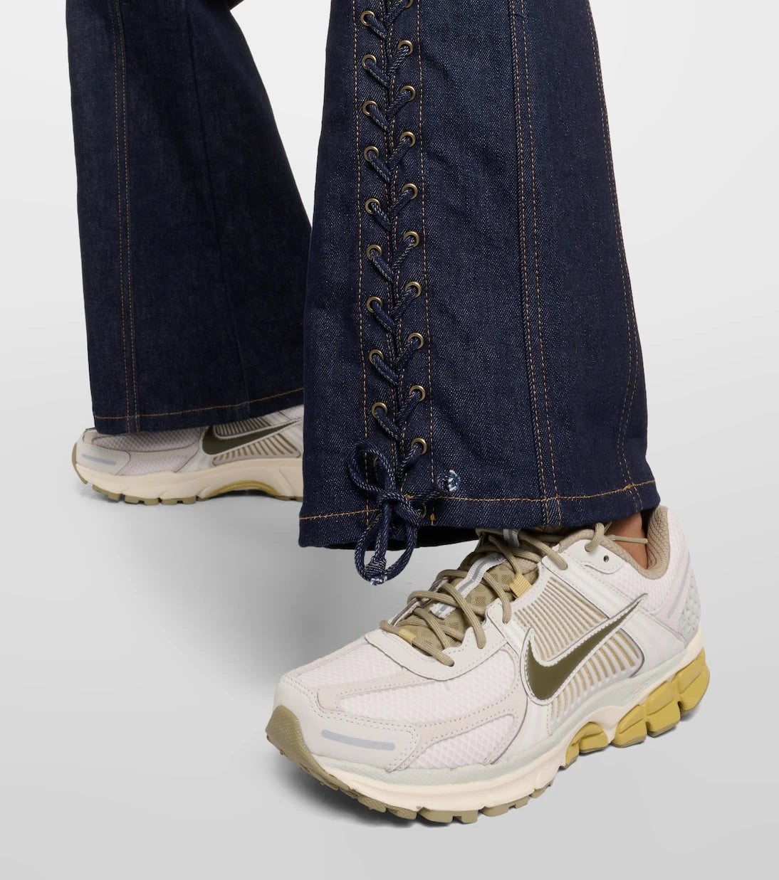 Nike - Zoom Vomero 5 leather-trimmed sneakers