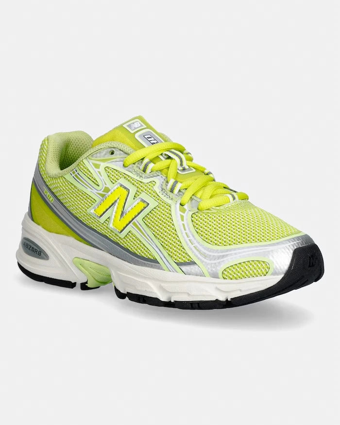 New Balance 740 spor ayakkabı