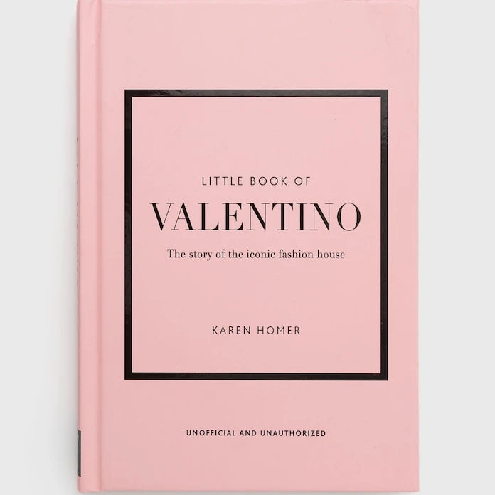 Welbeck Publishing Group - Книга Little Book Of Valentino, Karen Homer