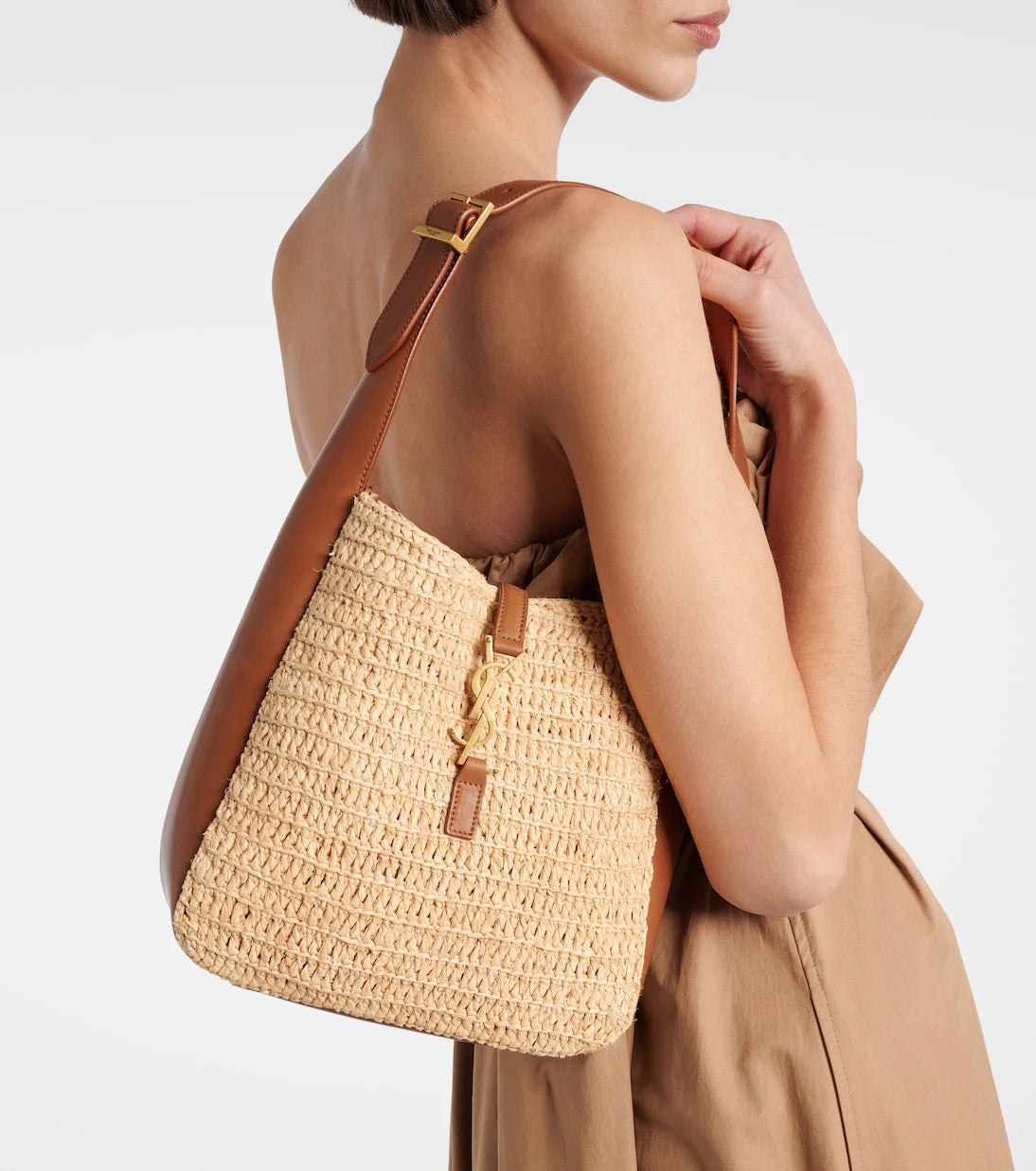Saint Laurent - Le 5 à 7 Small raffia shoulder bag