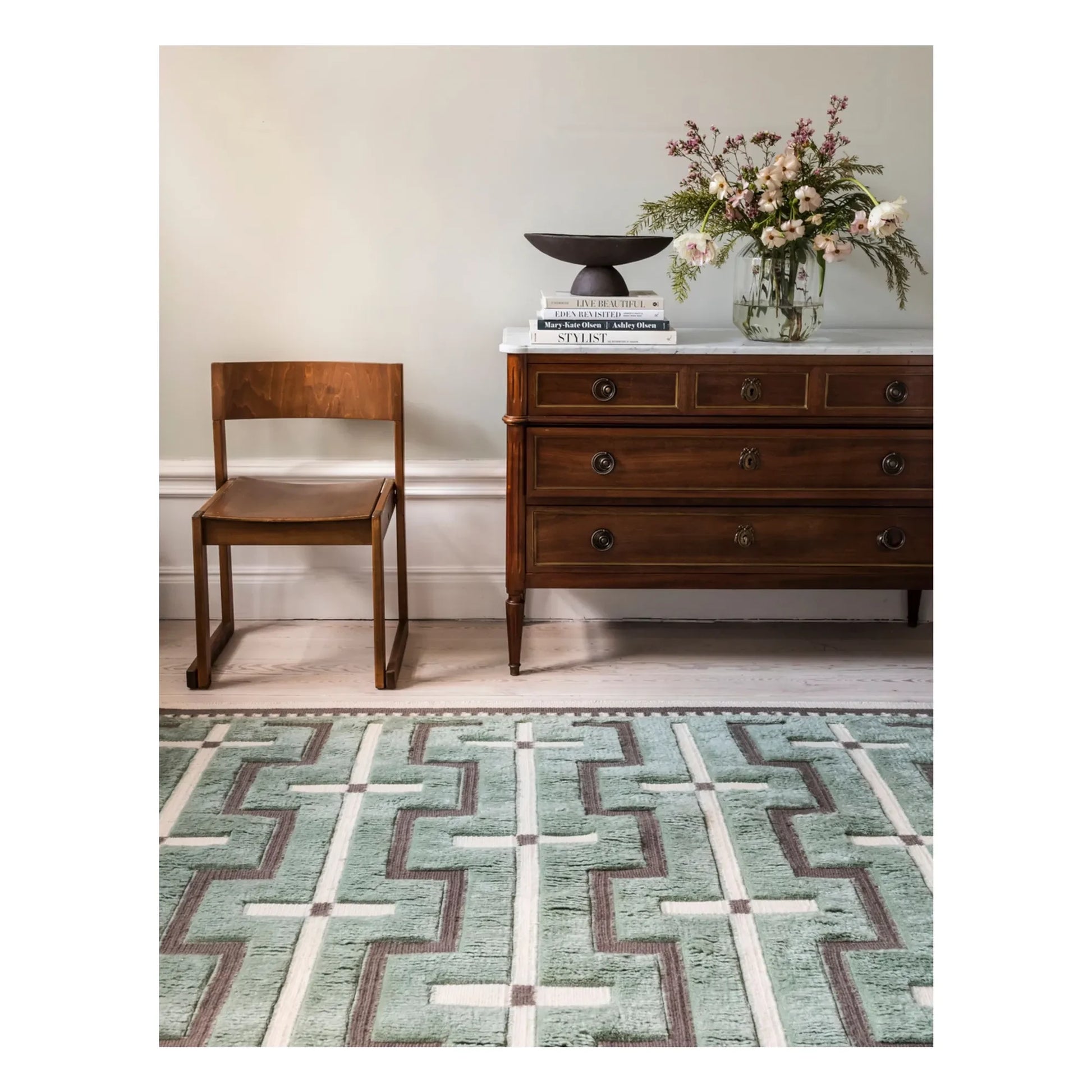 Layered - Johanna wool rug  | Sage