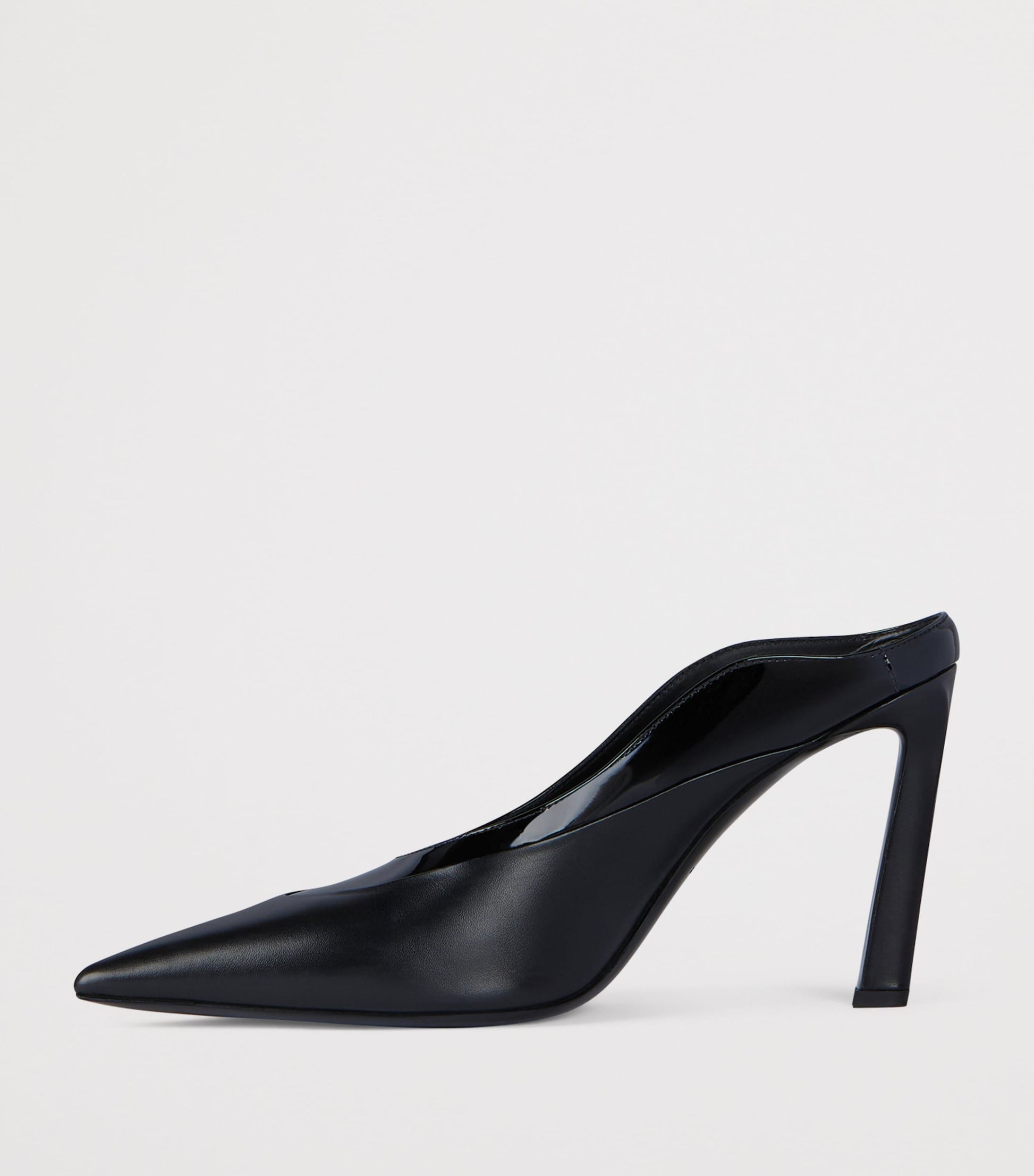 Givenchy Leather Closed-Toe Mules 95