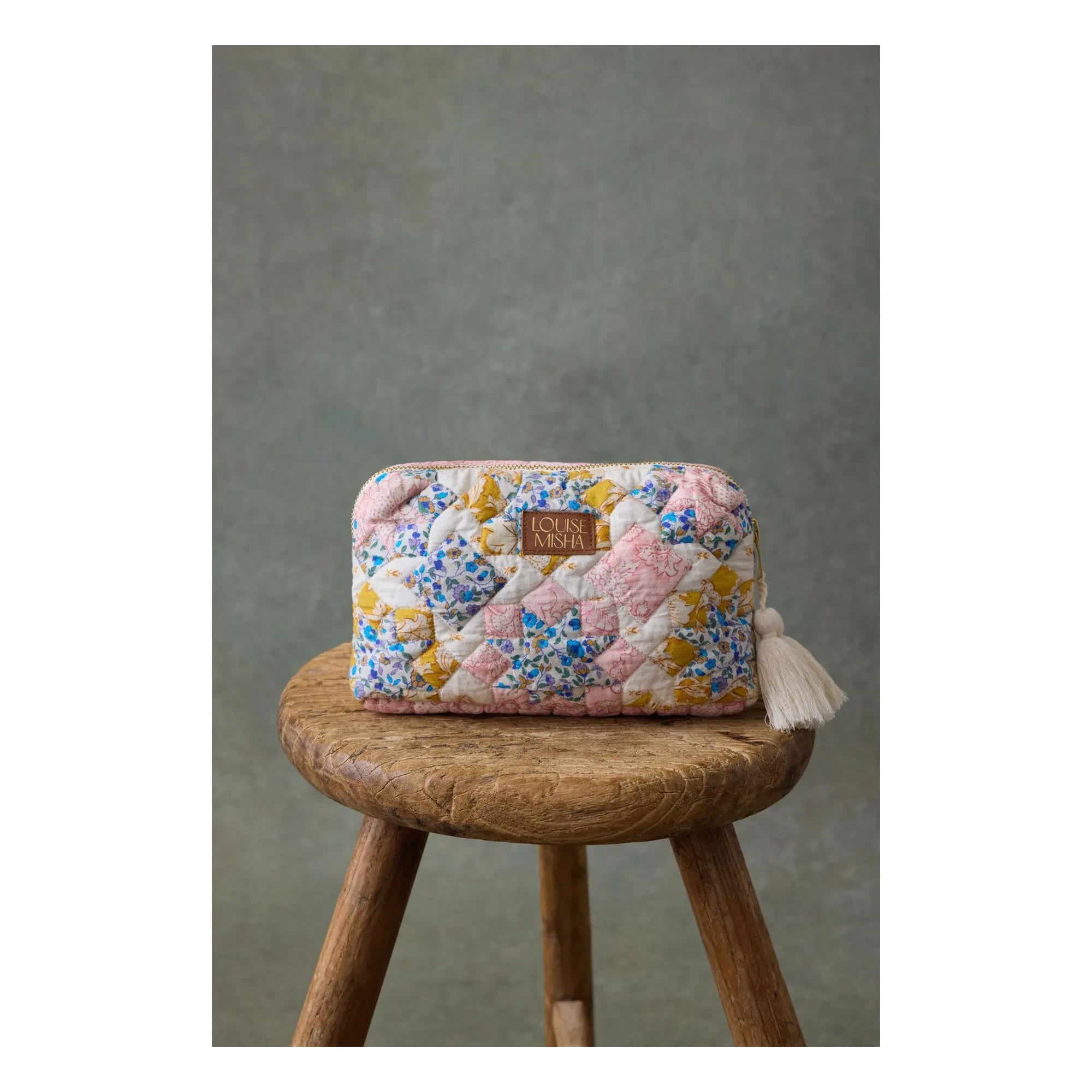 Louise Misha - Teiki toiletry bag | Pink
