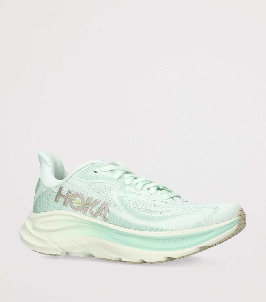 Green Clifton 10 Trainers