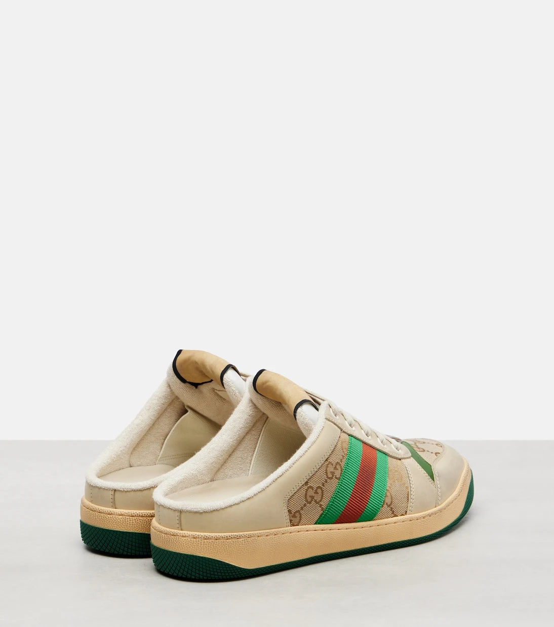 Gucci - حذاء مفتوح من الخلف Screener GG Canvas Web Stripe