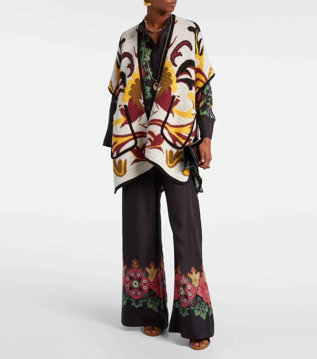 La DoubleJ - In My Power patterned cape