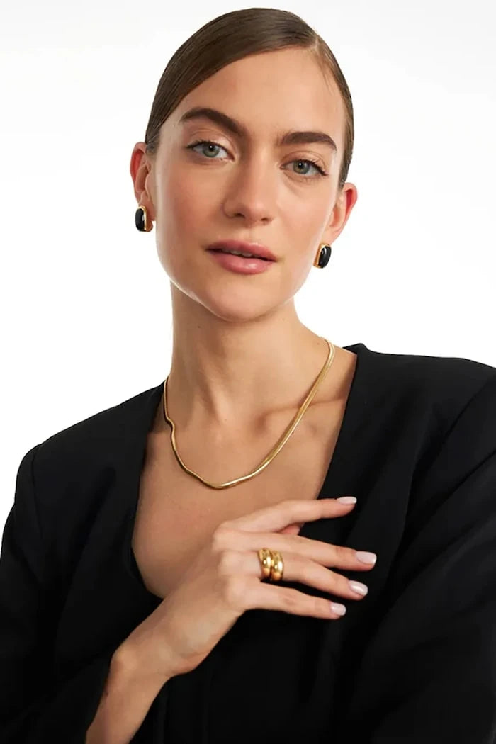 Emaye Detaylı Altın Kaplama Gümüş Kadın Küpeleri Alexis Black Earings