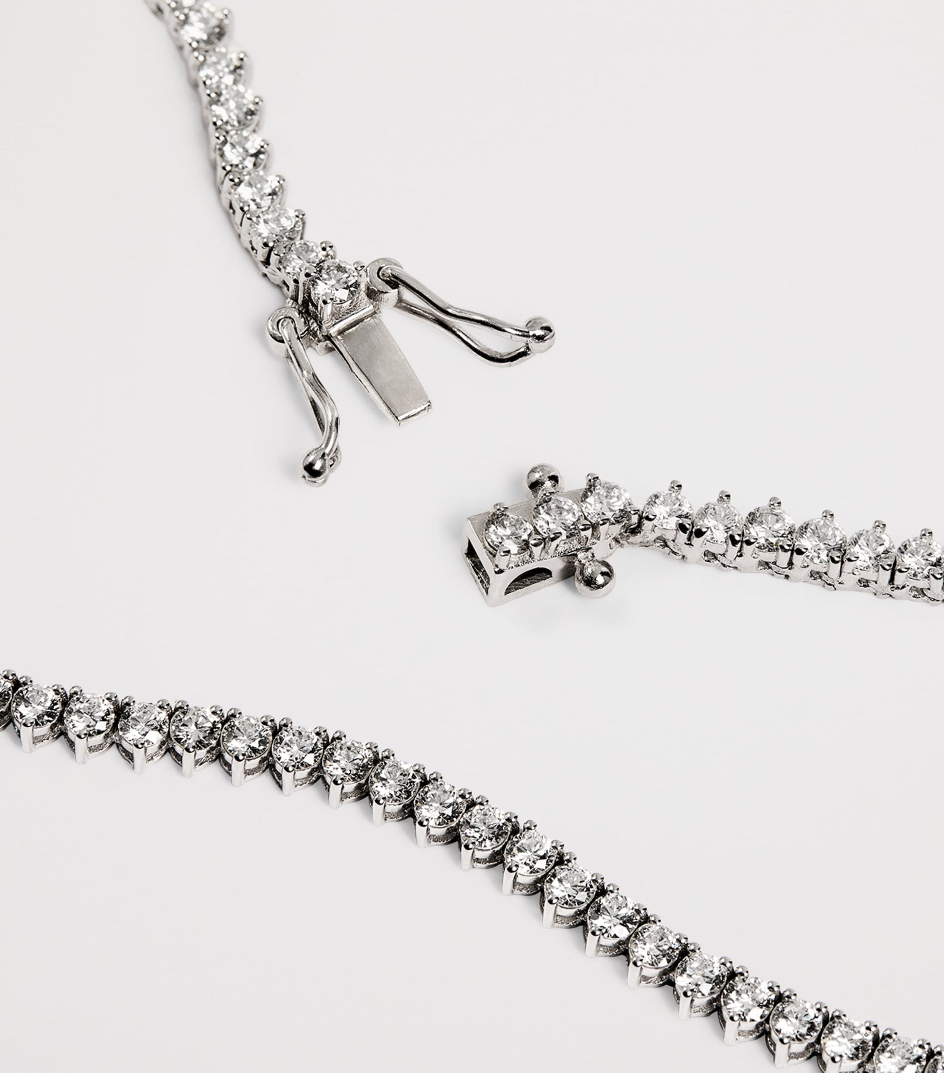 White Gold and Diamond Tennis Necklace (5.25ct)