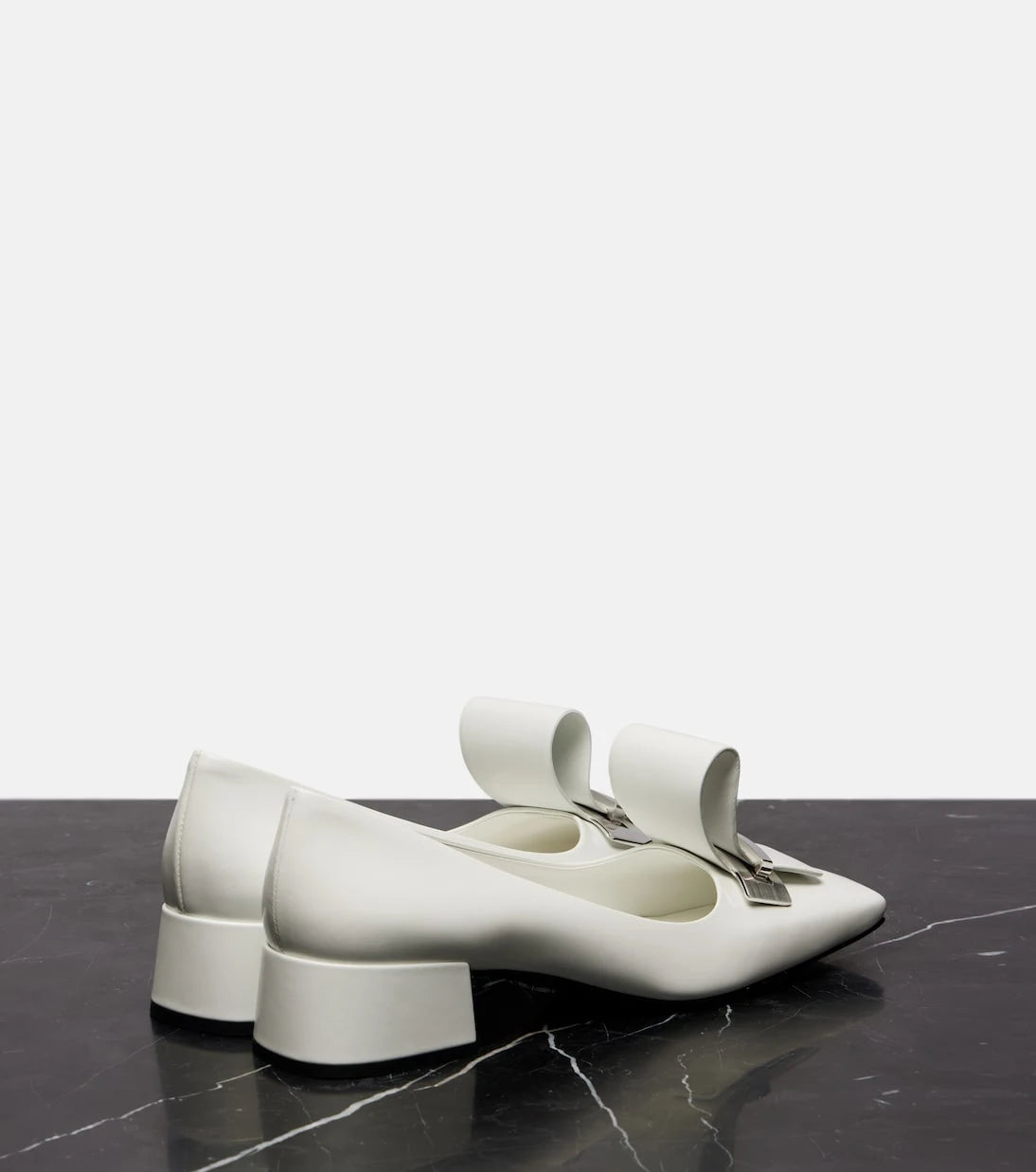Prada - Leather pumps