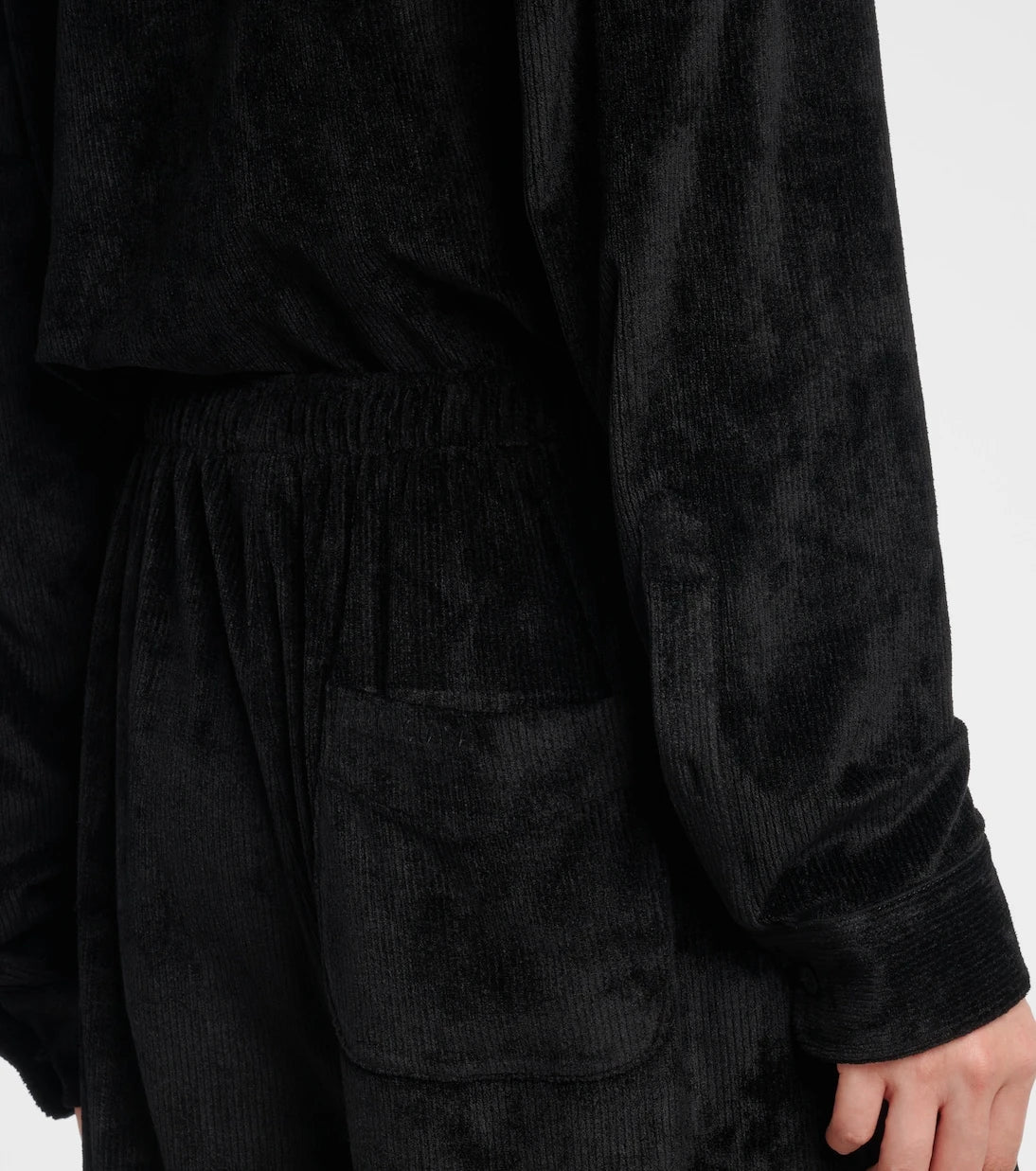 Balenciaga - بنطلون واسع الساقين بخصر مرتفع
