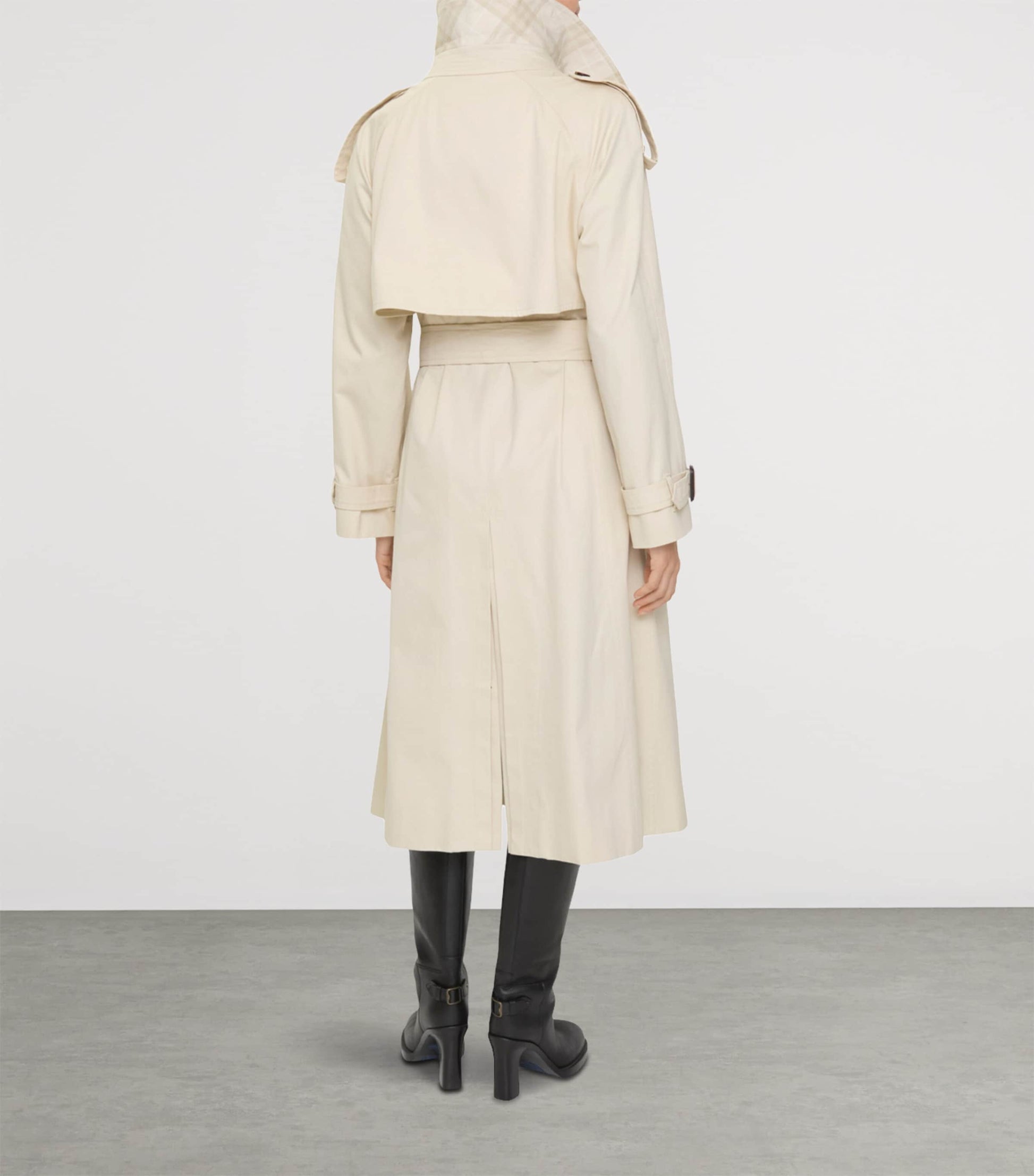 Burberry White Gabardine Fitzrovia Long Trench Coat