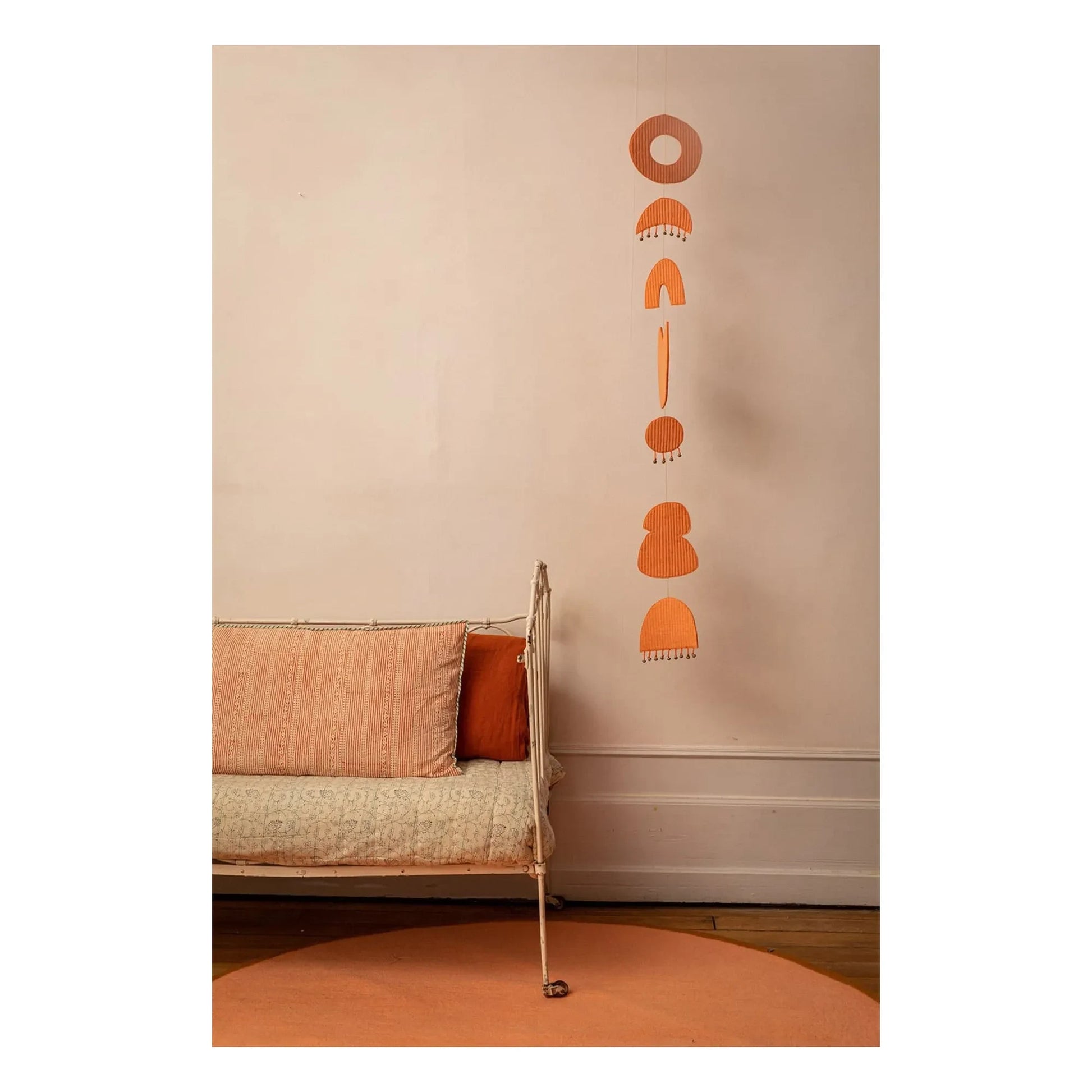 Muskhane - Chakra mobile in quilted felt | Blush