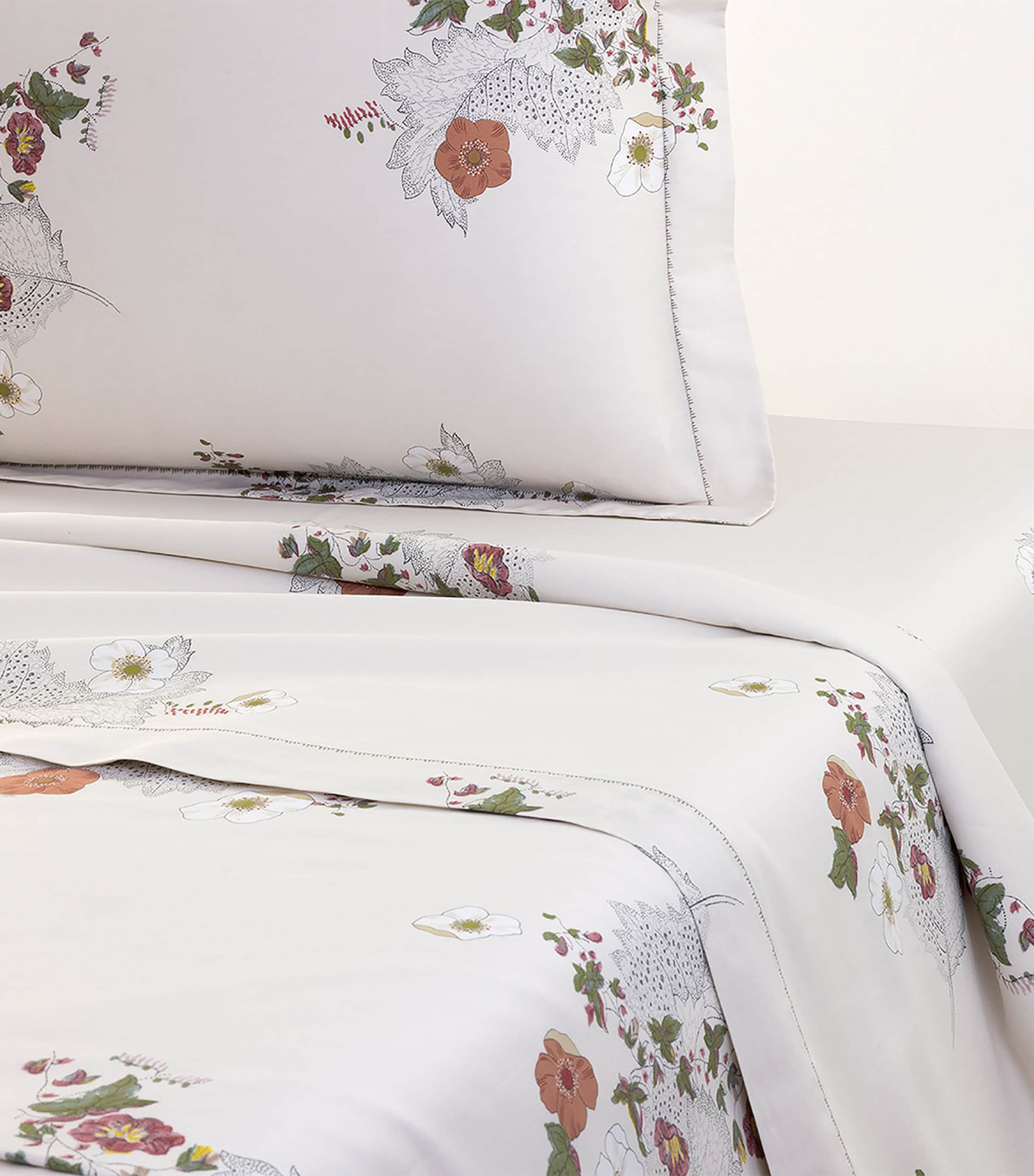 Corolles Super King Flat Sheet (270cm x 295cm)