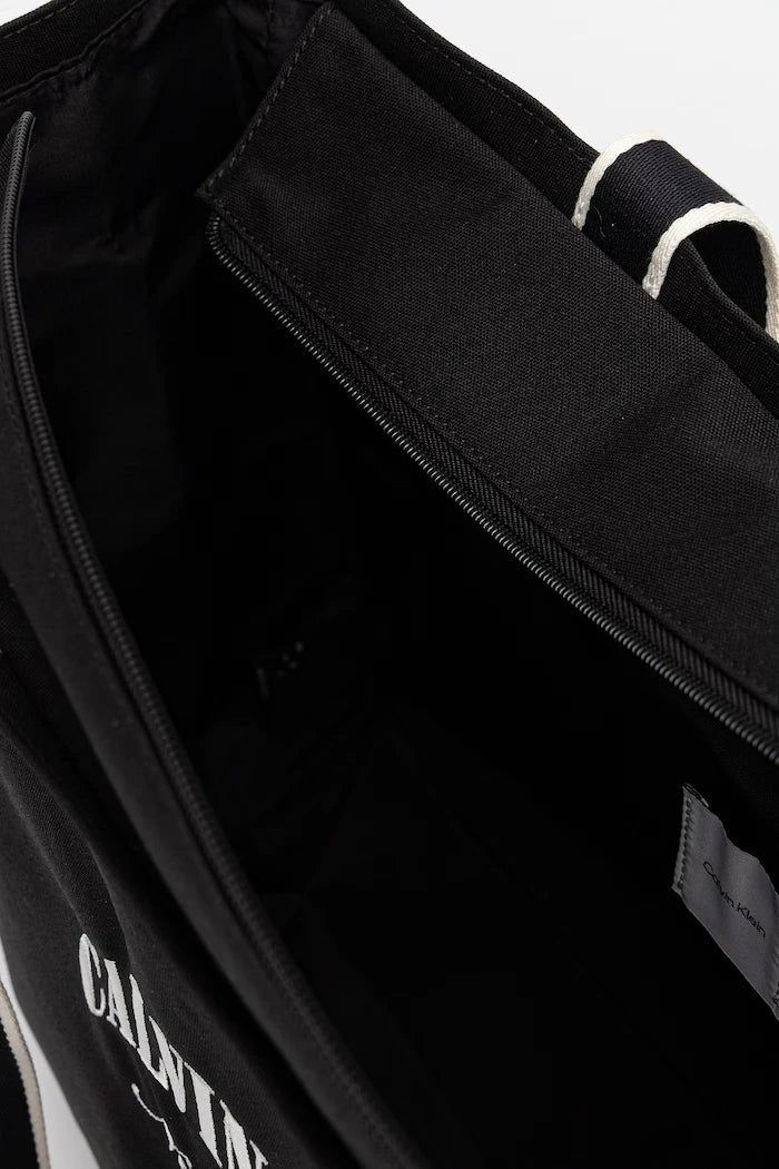Calvin Klein çanta