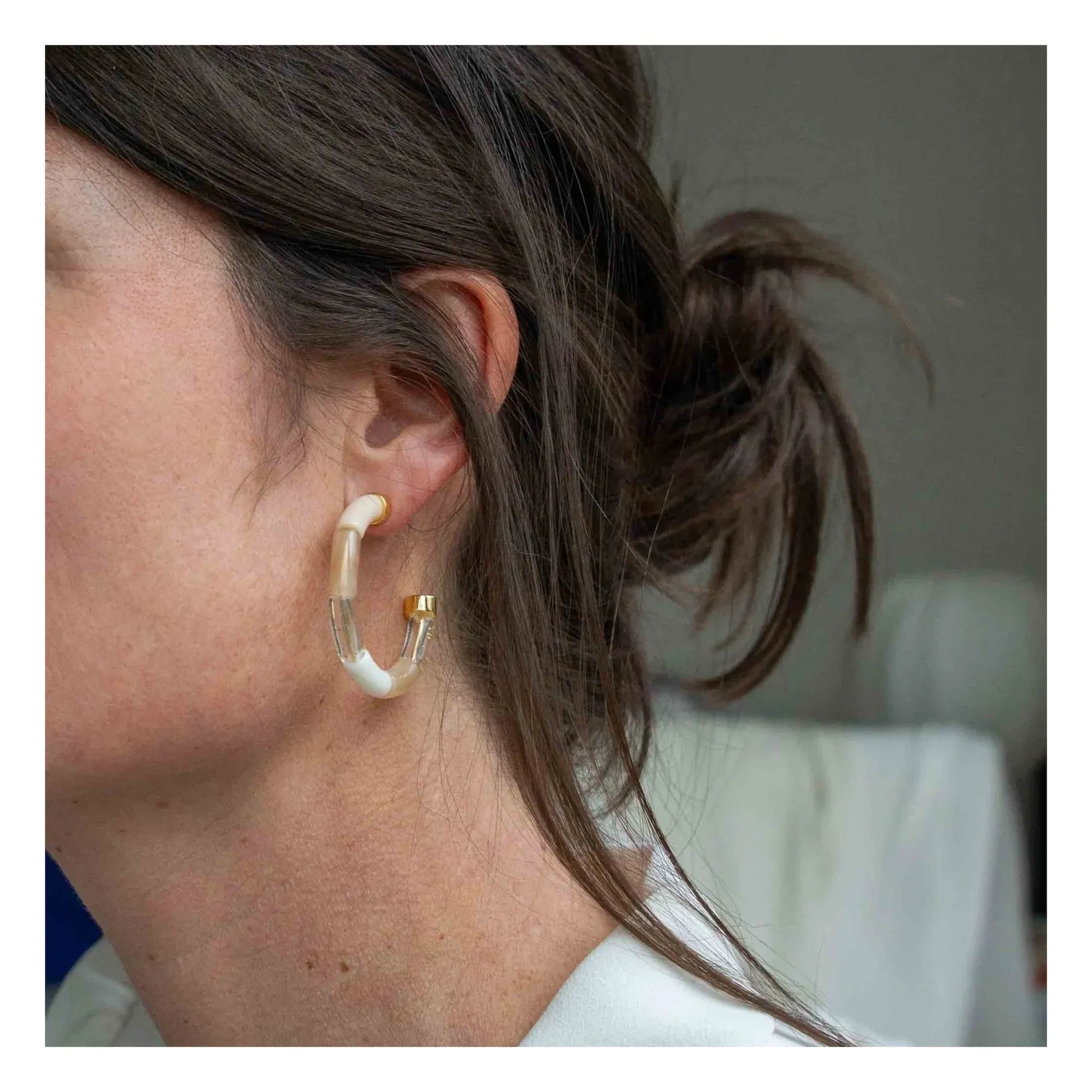 Parabaya - Personalized Bola Earrings | Amber