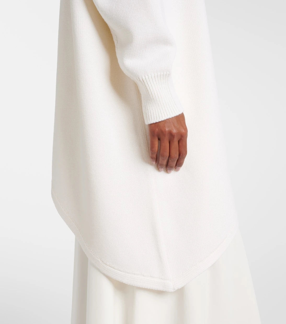 Alaïa - سترة صوف غير متماثلة ذات وشاح