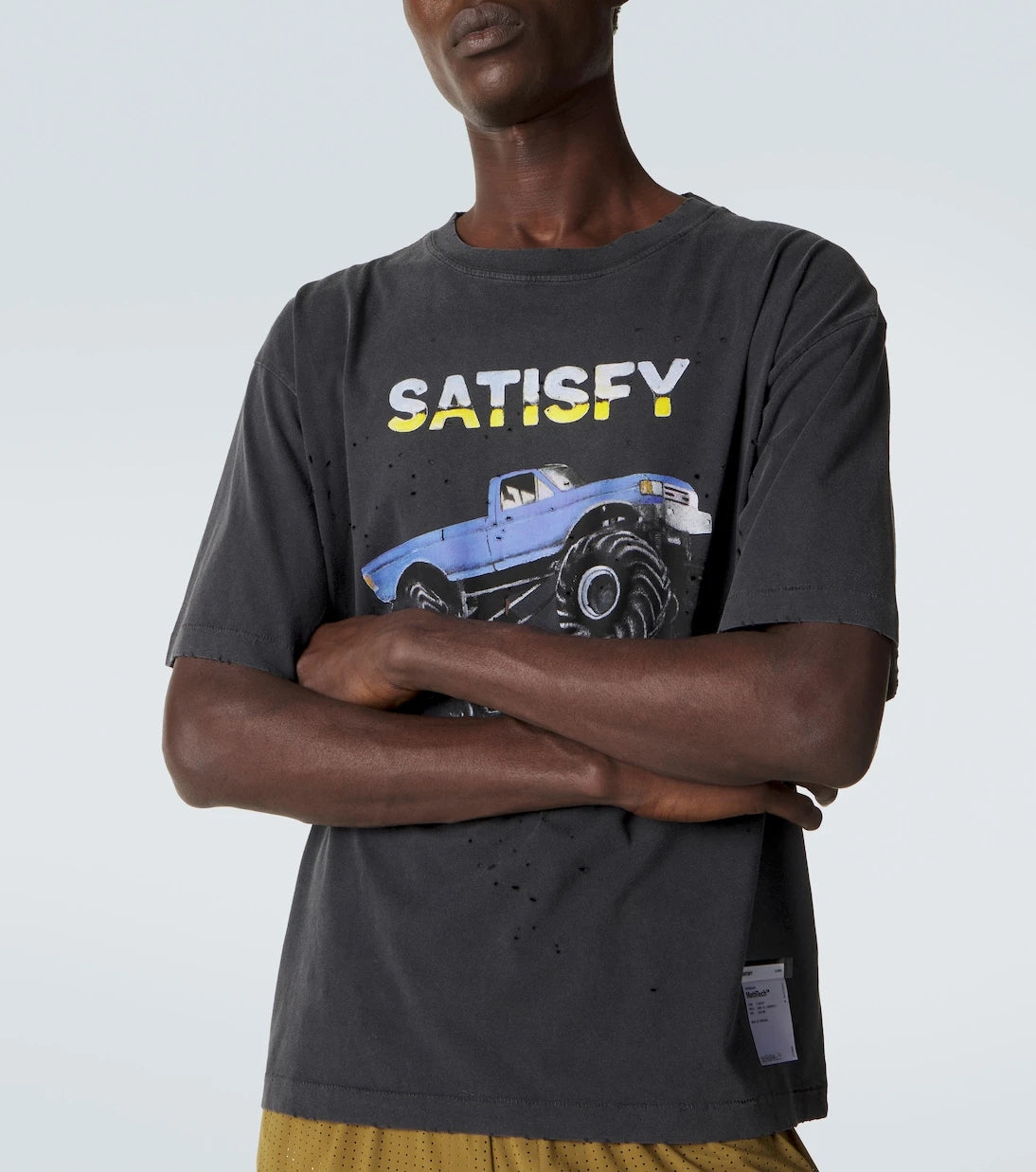 Satisfy - تي شيرت MothTech من جيرسي القطن المعتق