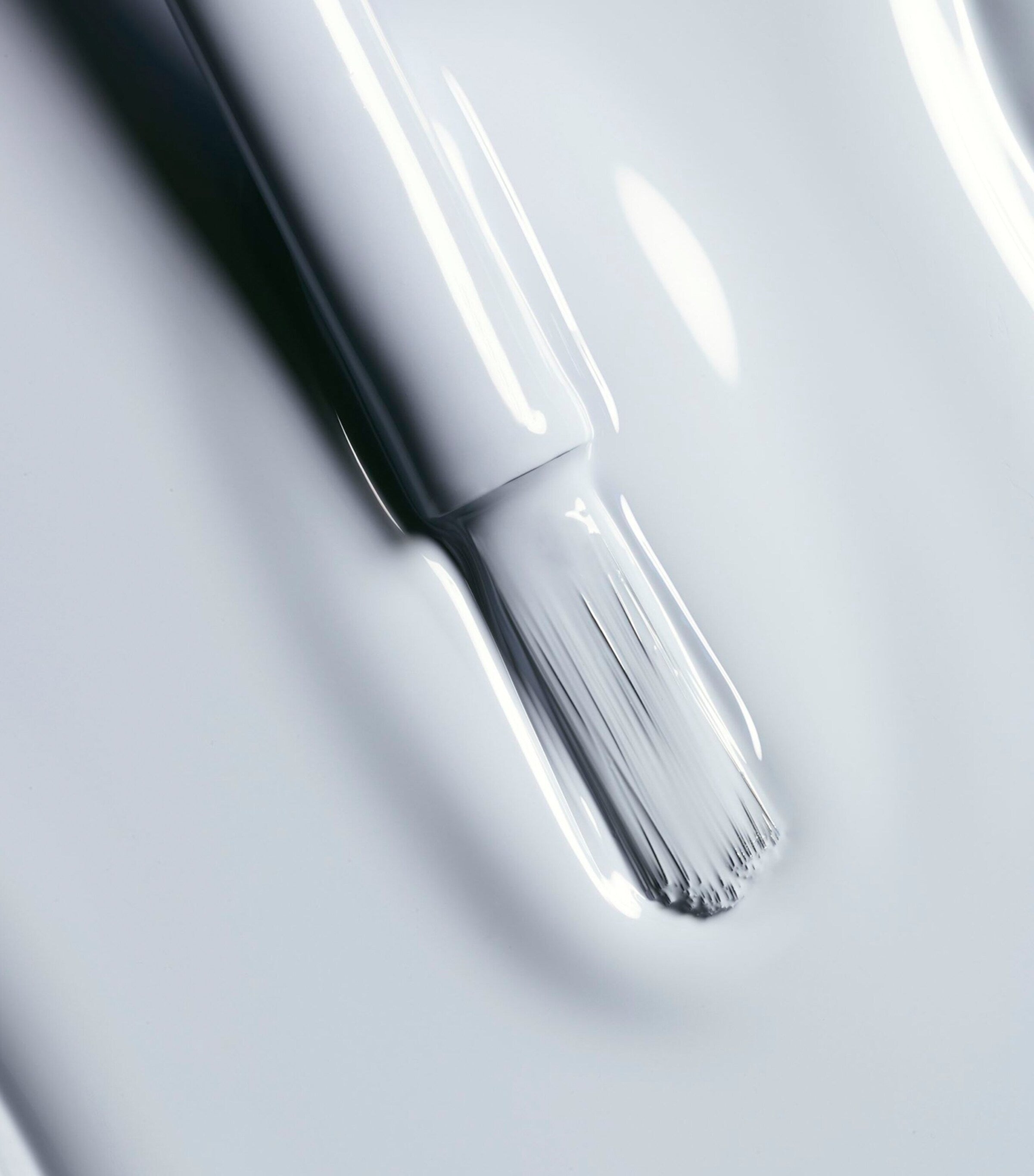 LE VERNIS Longwear Nail Colour