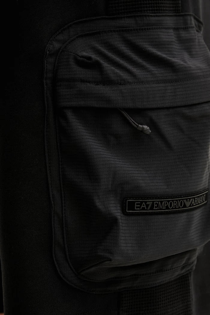 EA7 Emporio Armani Erkek Pamuklu Spor Şort