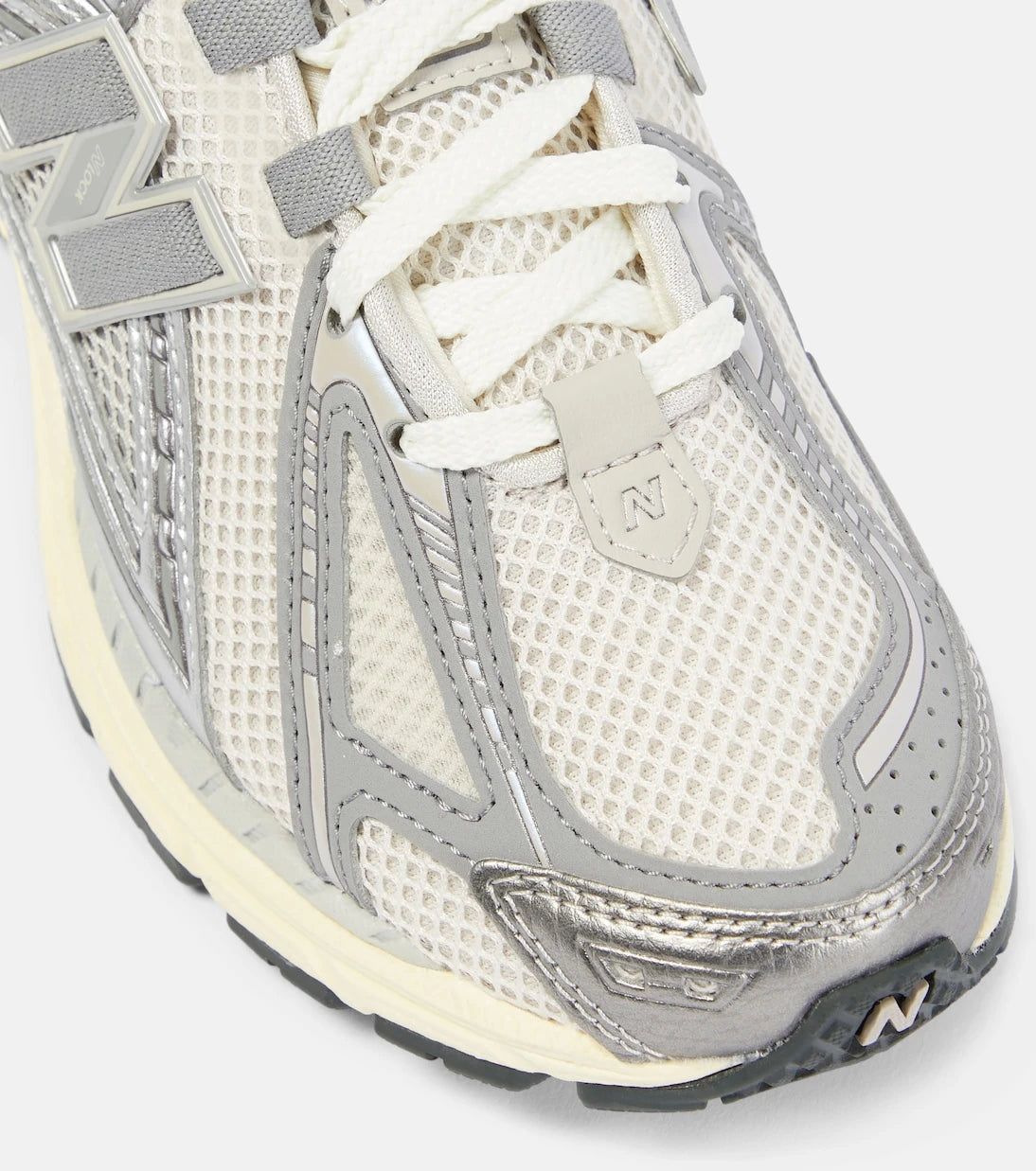 New Balance - أحذية رياضية 1906R