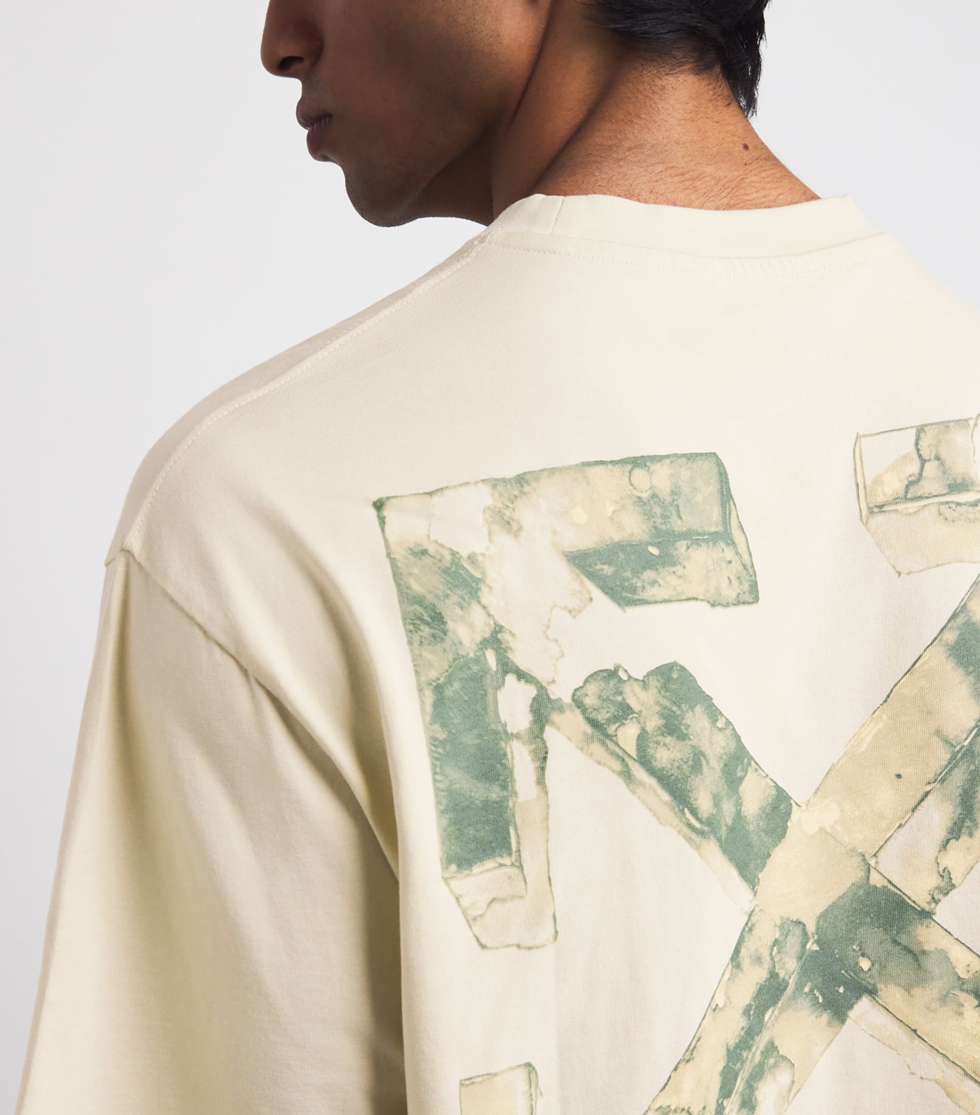 Off-White Cotton Cloudy Arrow Skate Logo T-Shirt