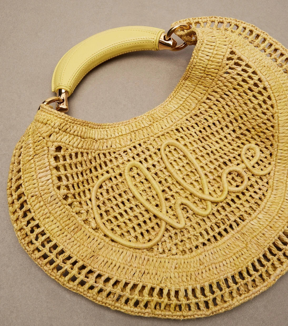Chloé - Summer Banana raffia shoulder bag