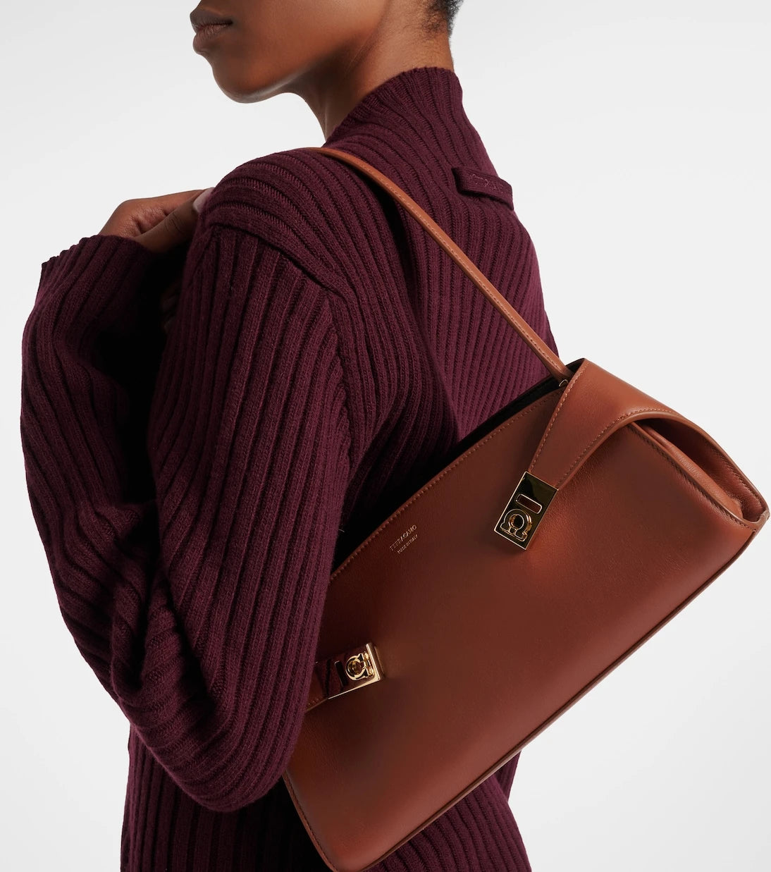 Ferragamo - Hug East-West Small leather shoulder bag