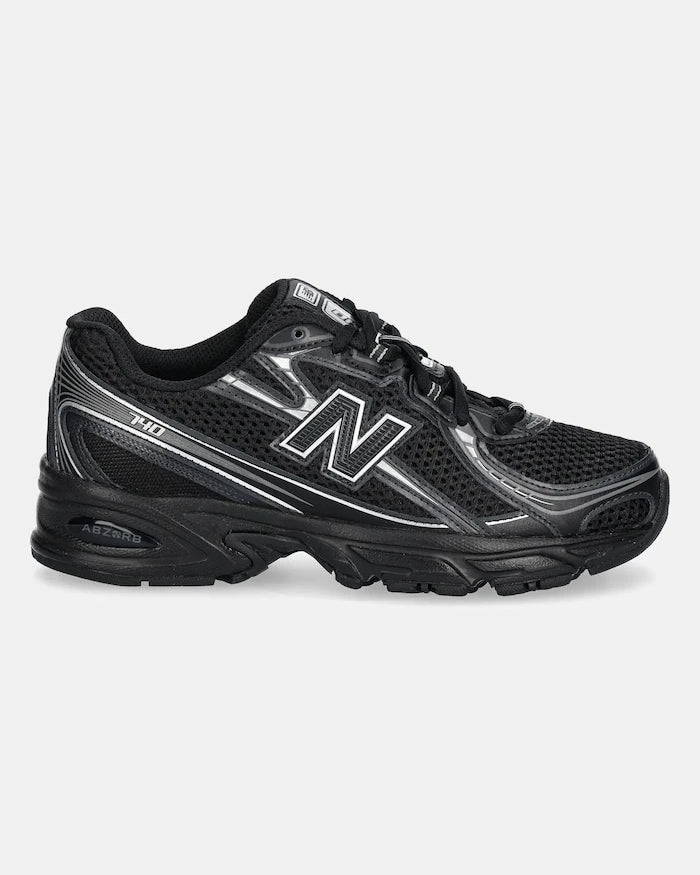New Balance 740 Sneakers